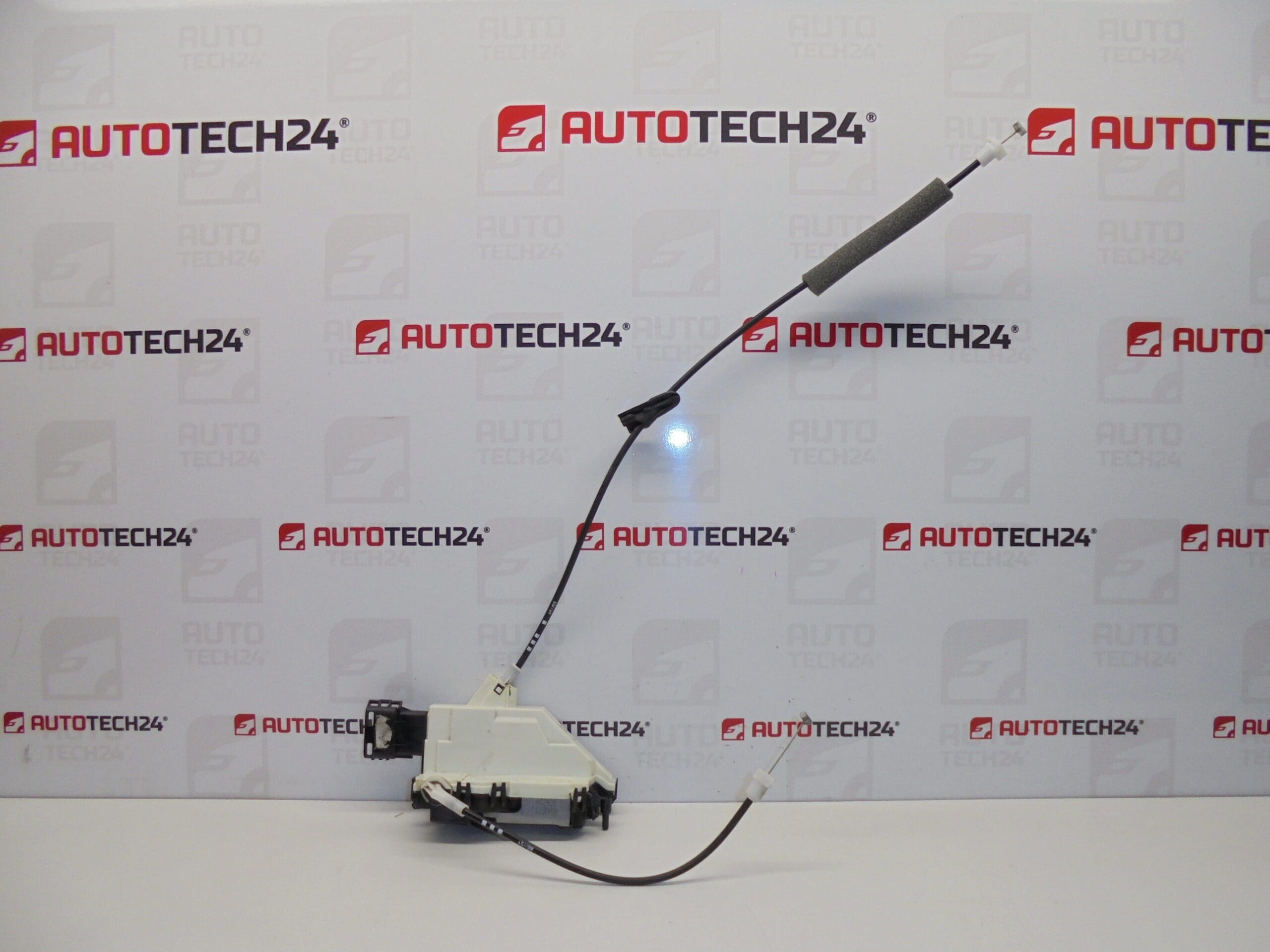 Venstre bagdørslås Peugeot 308 9137T9 9800617380