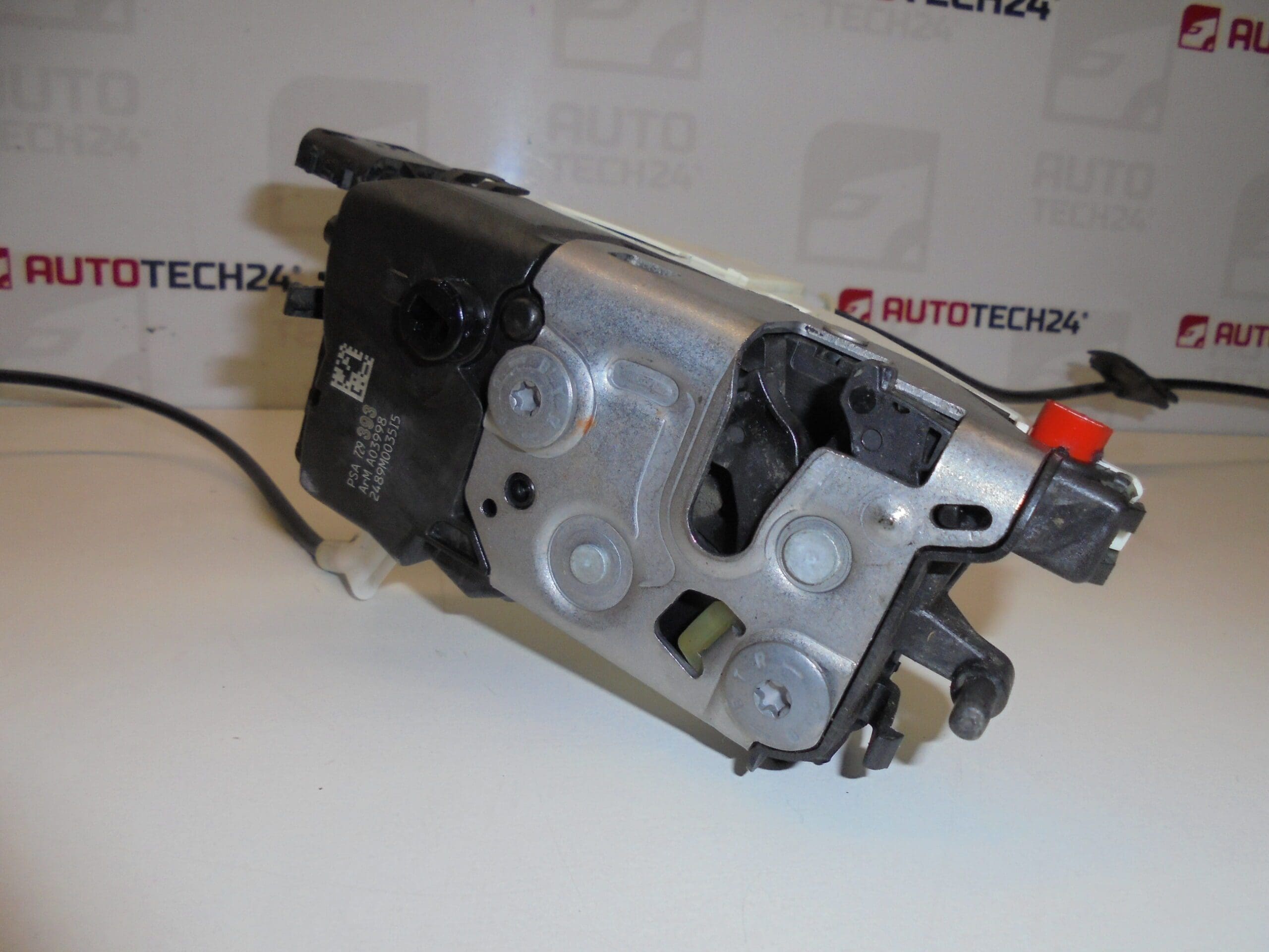 Højre bagdørslås Peugeot 308 9138Z3 9800617280