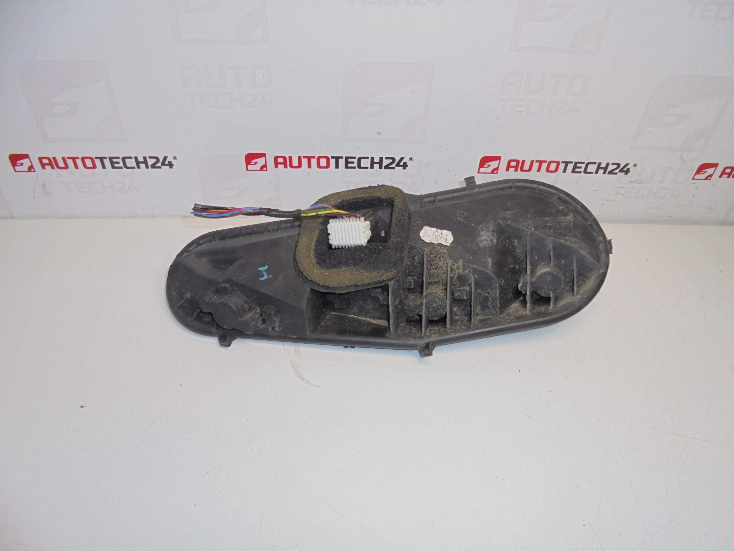 Højre baglampe Boltbase med Citroën C1 Peugeot 107 634681 Kabelkabel