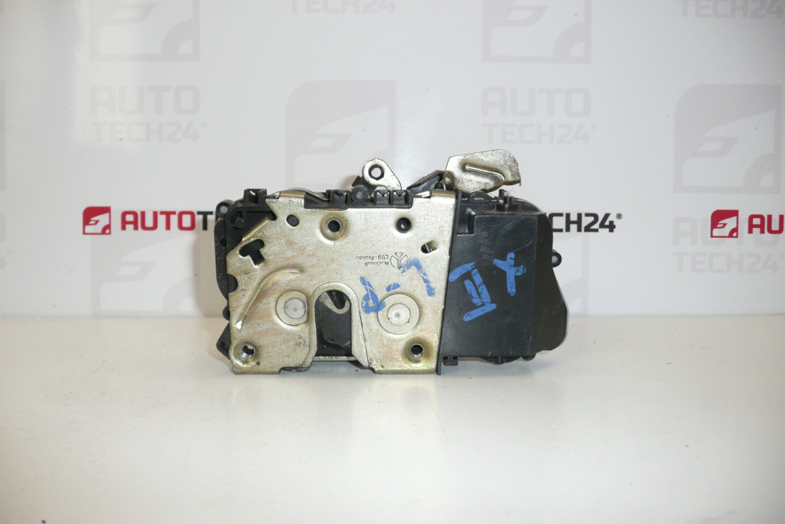 Venstre fordørslås fører Citroën Xsara 9135H4