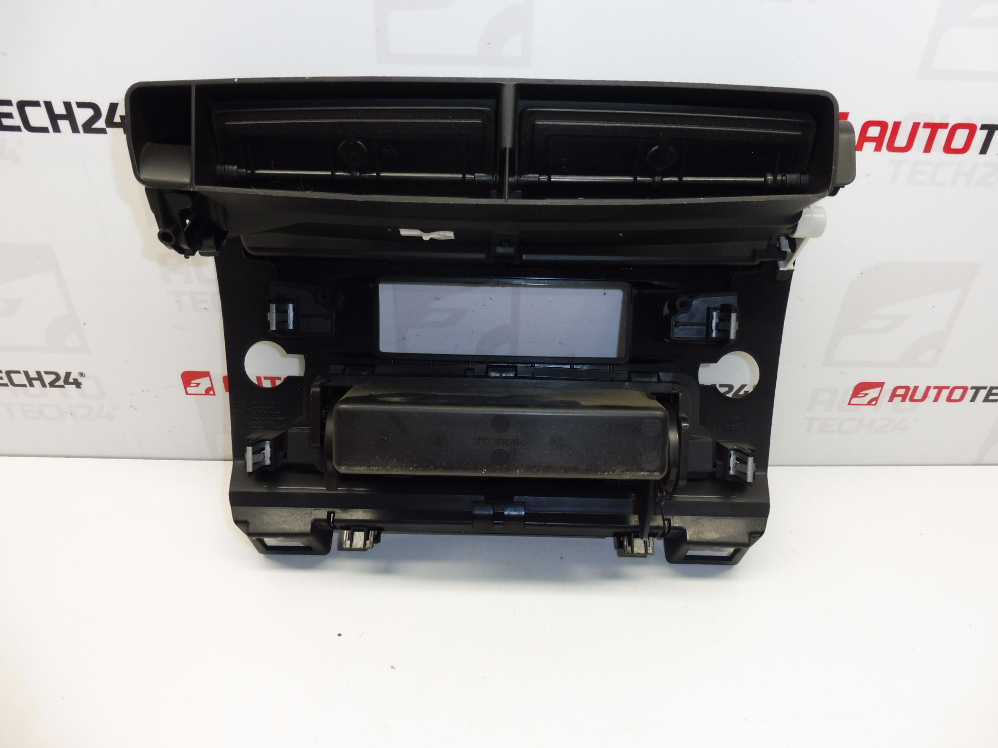 Midterramme Citroën C4 9646338277 8212SX