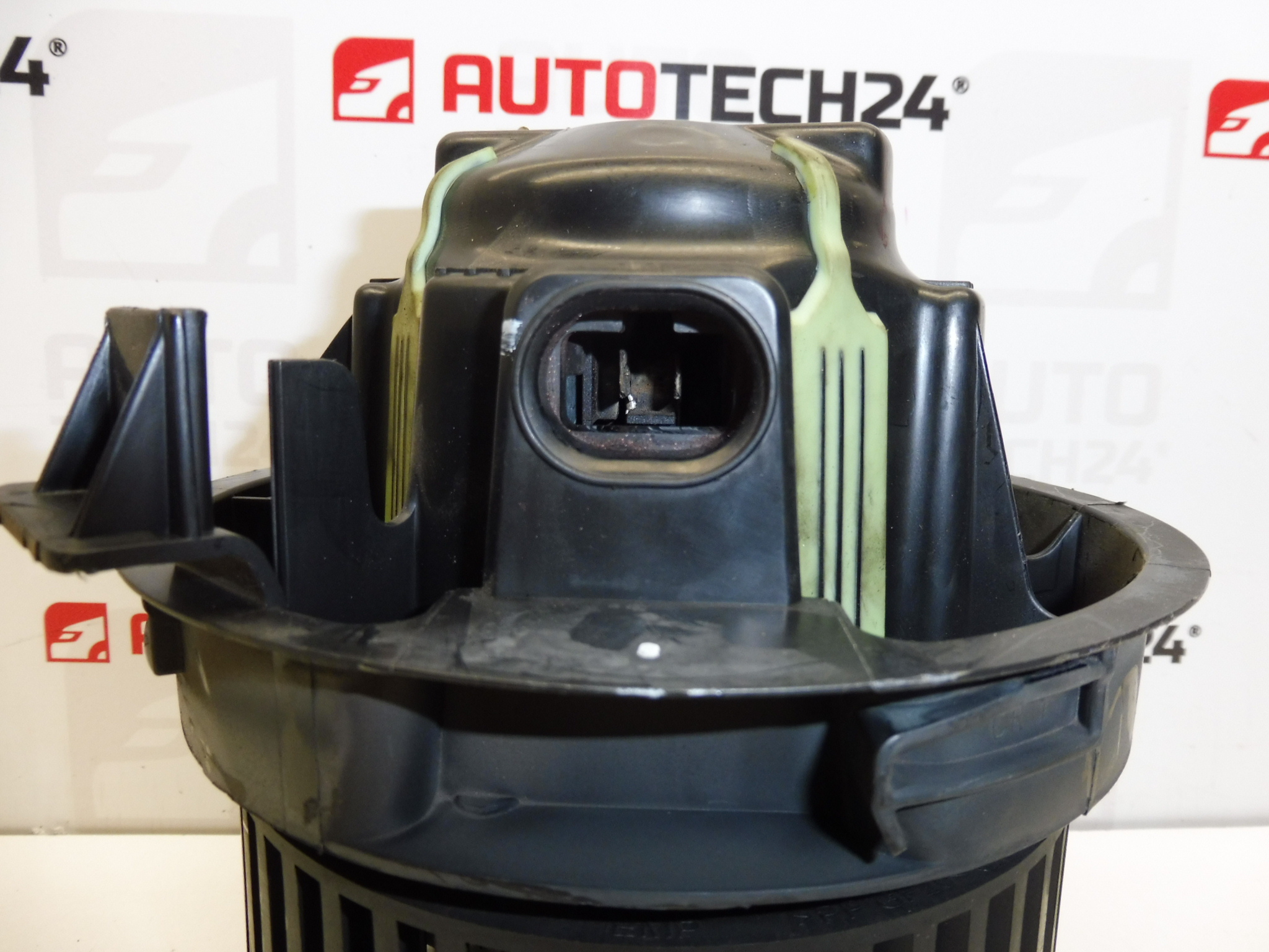 Varmeblæser Valeo Citroën Peugeot 207 N102993X