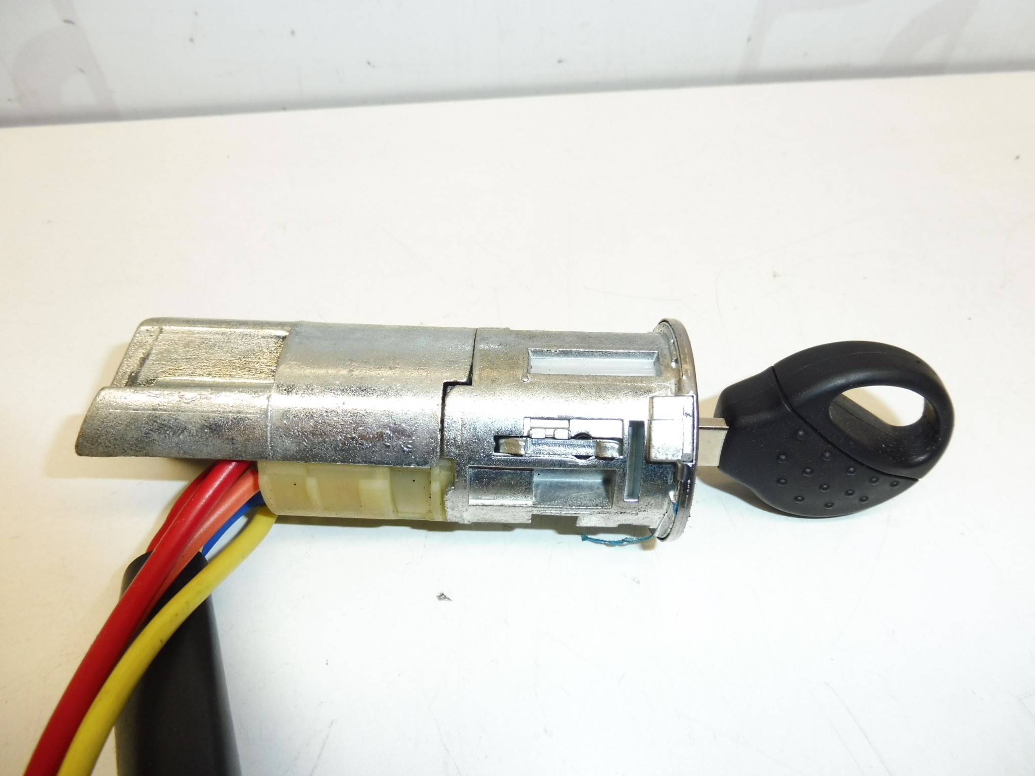 Afbryderboks + 1 nøgle Peugeot 206 4162P0