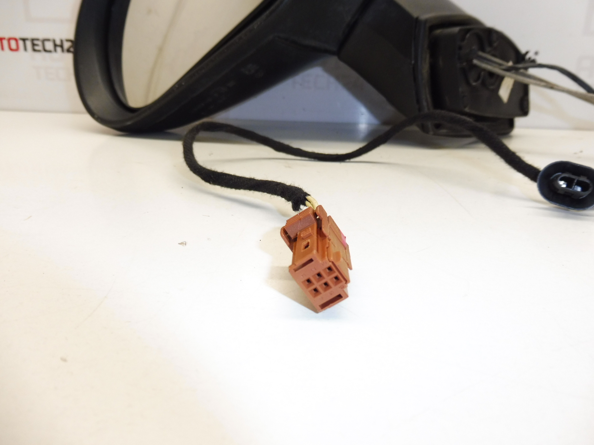 Venstre spejl Peugeot 207 KKNB 96805881XT 8149ZE