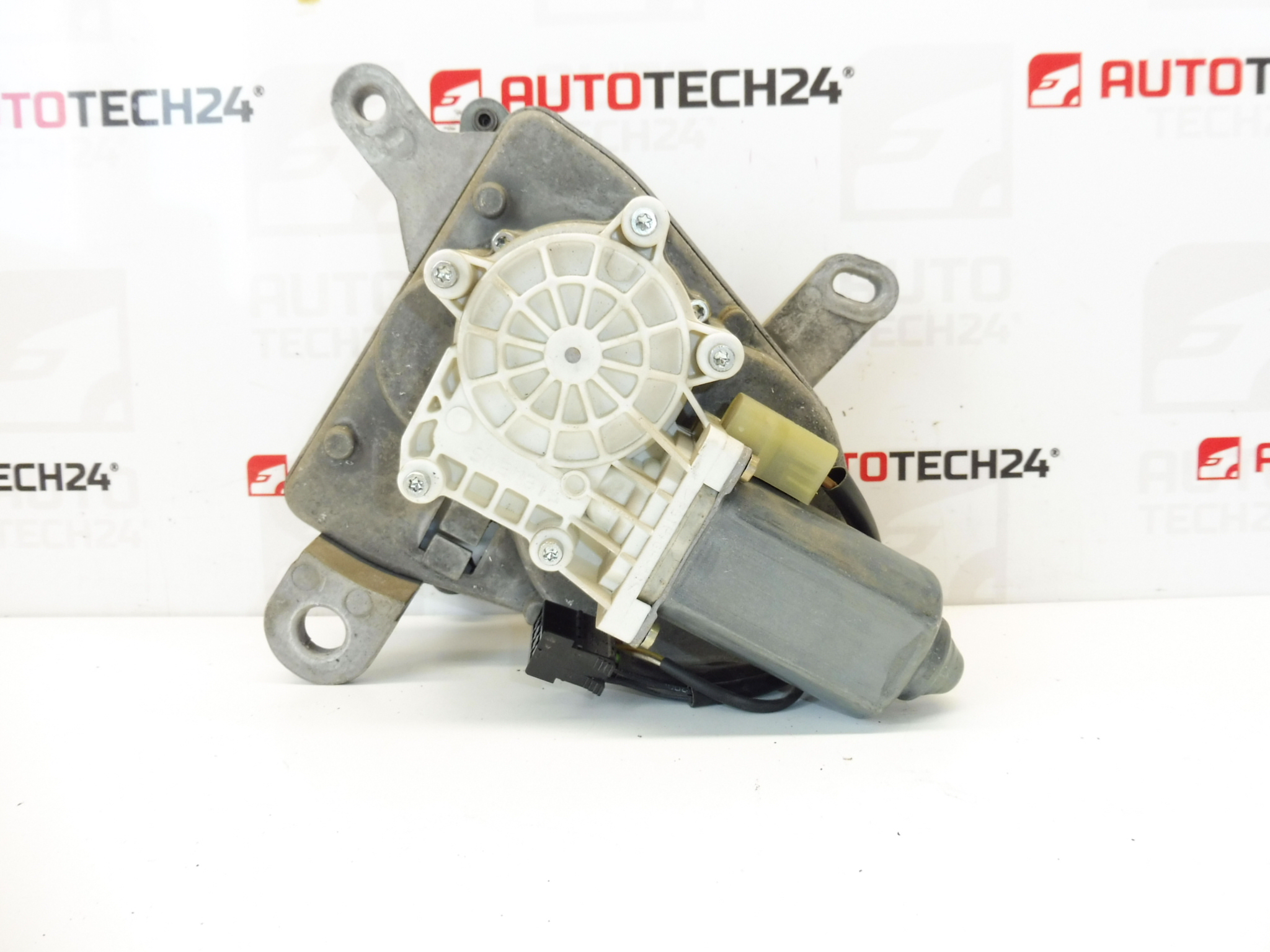 Elektrisk bagklapmotor Peugeot 607 9648047380 8735J1