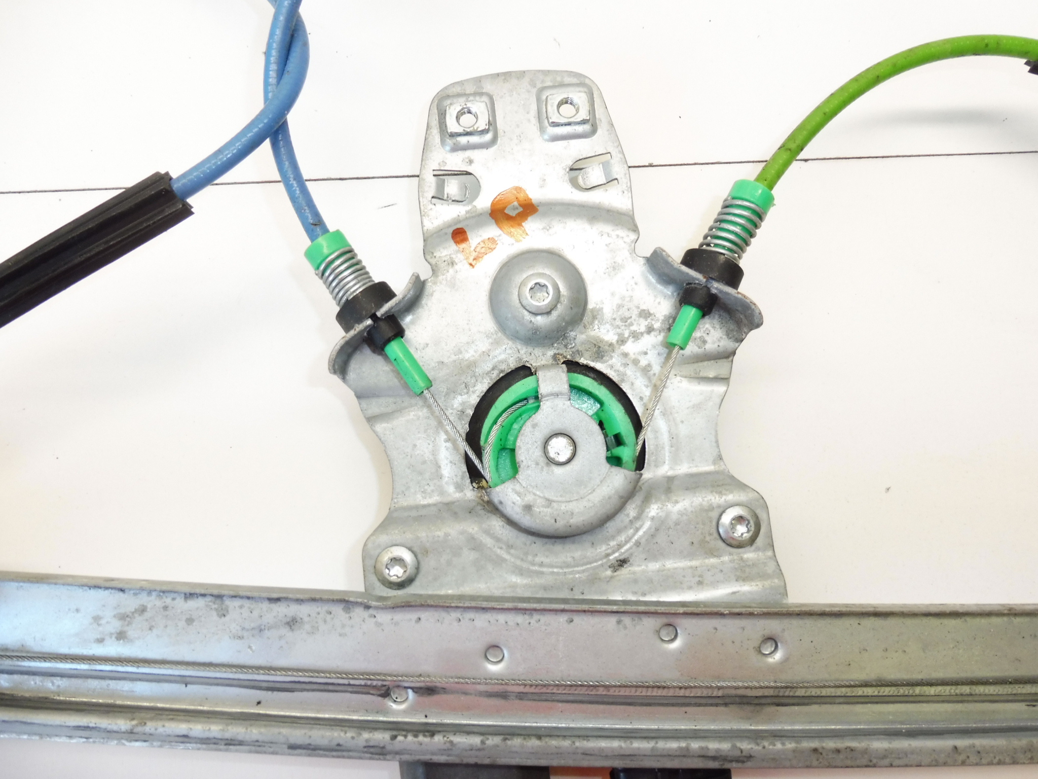 Citroën C5 X7 Venstre forrude retraktor mekanisme 0130822444 128000781