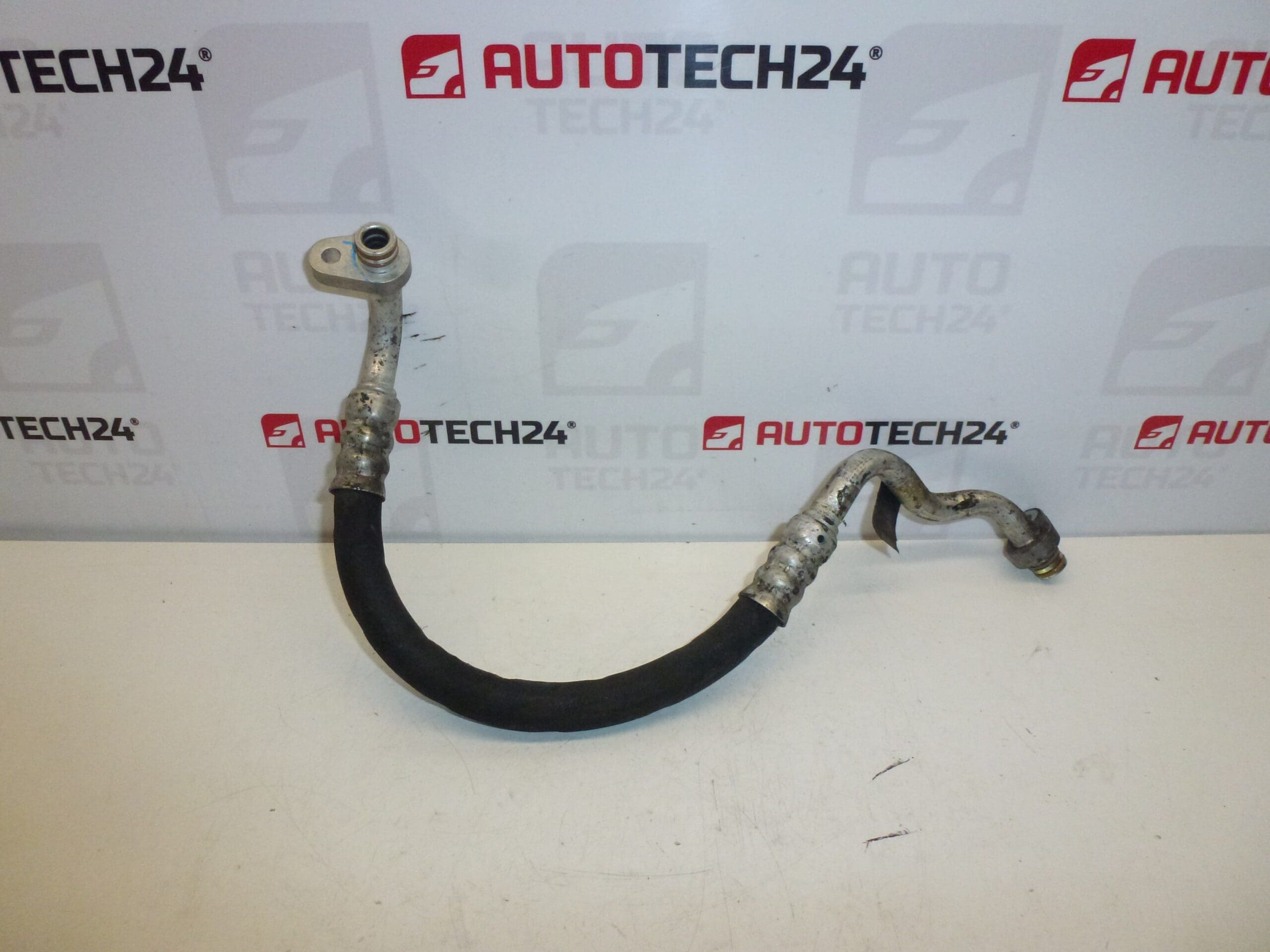 Klimarør Citroën C4 Peugeot 307 6460LZ 6460XP