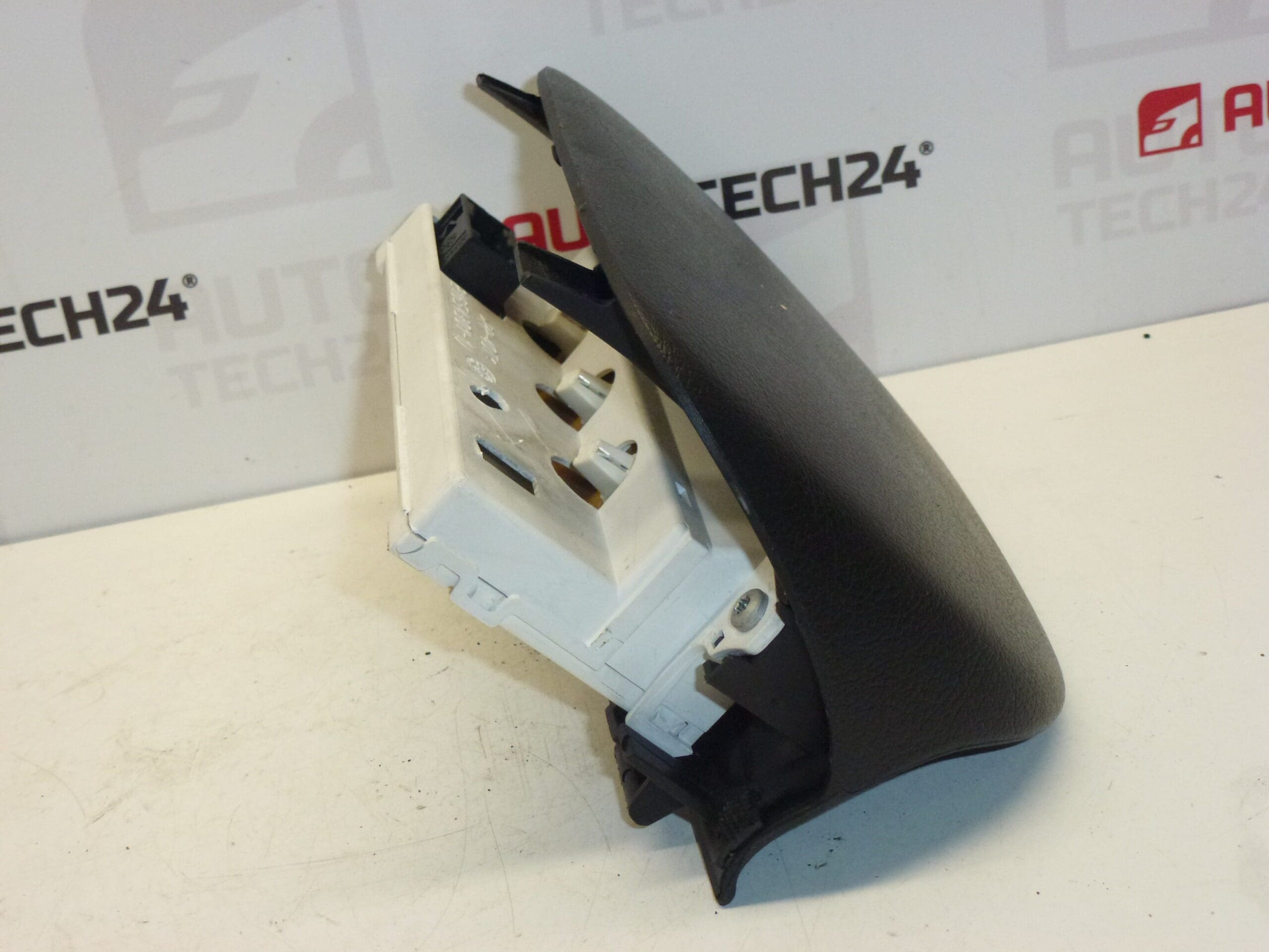 Udstilling Peugeot 307 9652809977 med kapel