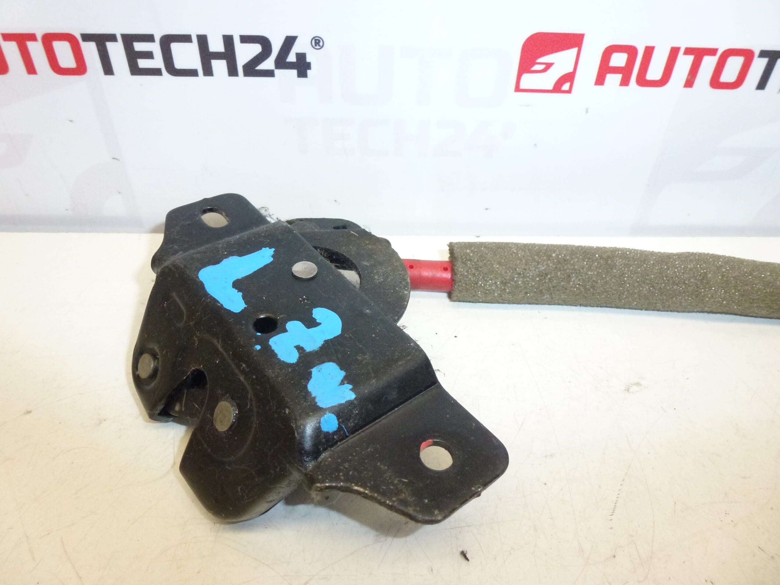 Nederste venstre fløj dørlås Citroën Berlingo II 8726C6