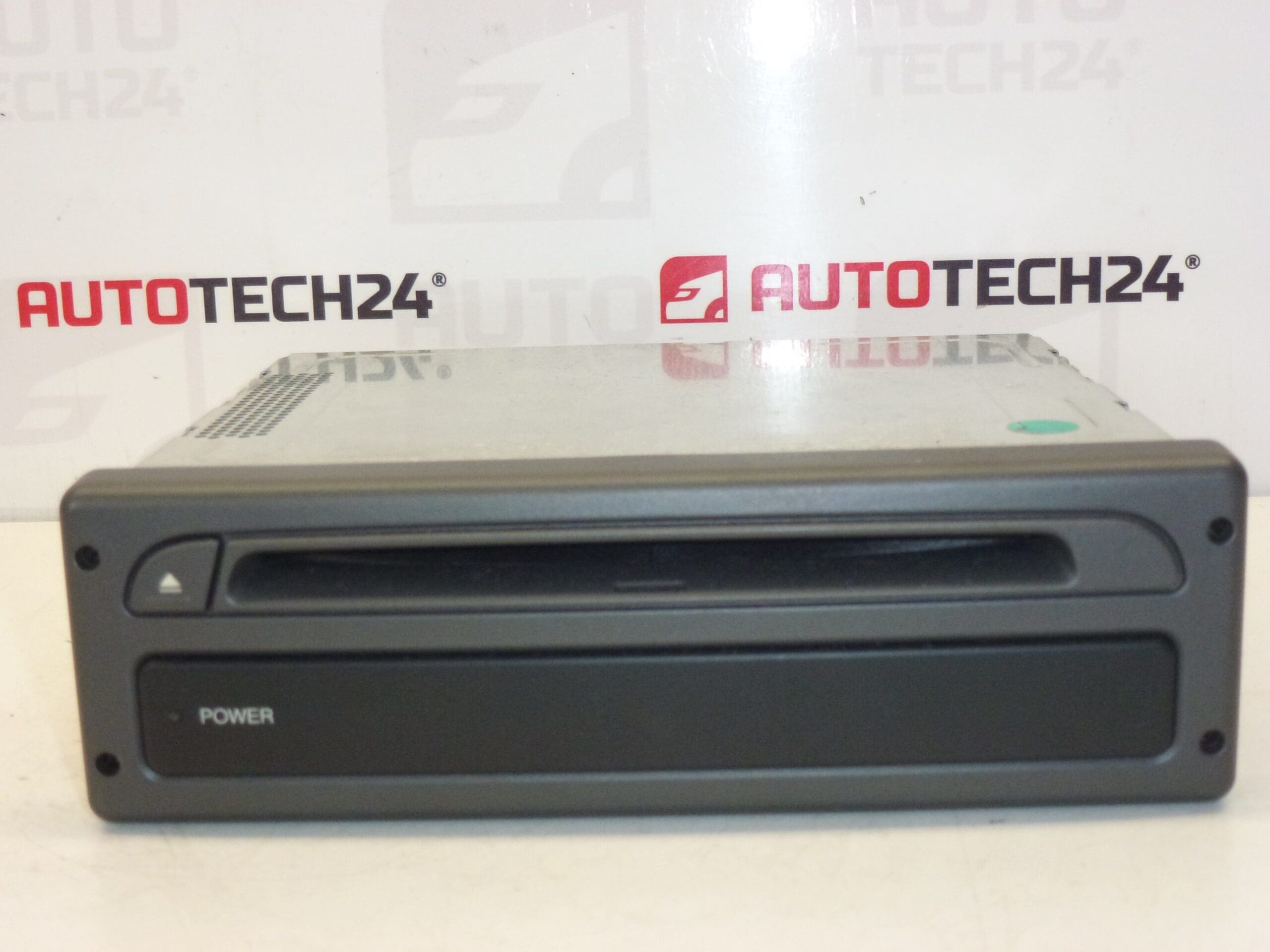 Citroën Peugeot navigationslæser 9644987380