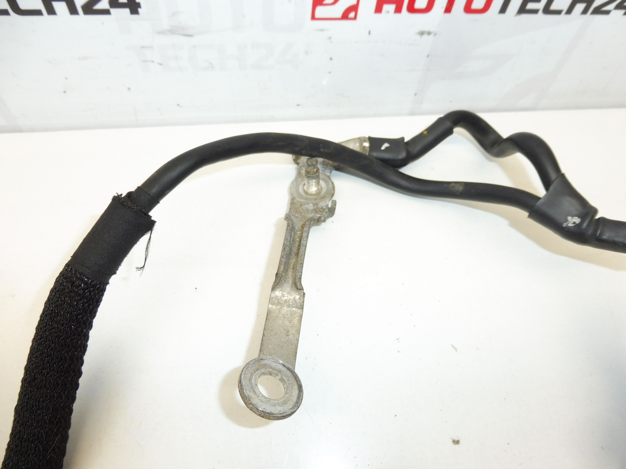 Tilslutningskabel til + kontakt på Citroën Peugeot 9676605080 bilbatteri