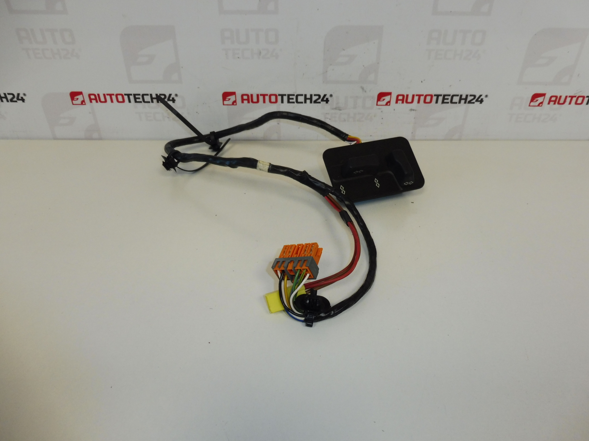 Citroën Peugeot 6556H2 elektrisk sædecontroller