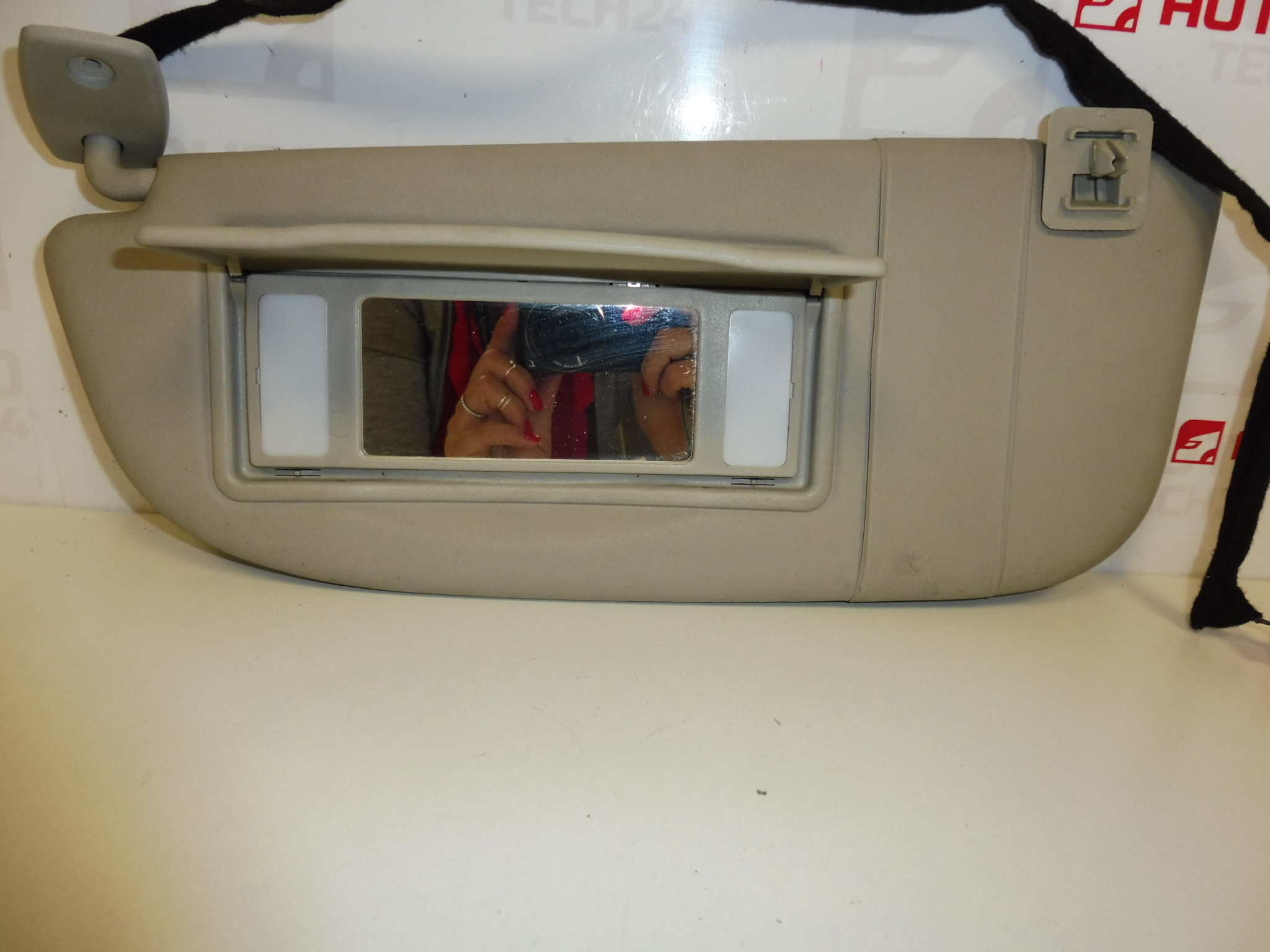 Peugeot 406 venstre solskærm 8143GJ