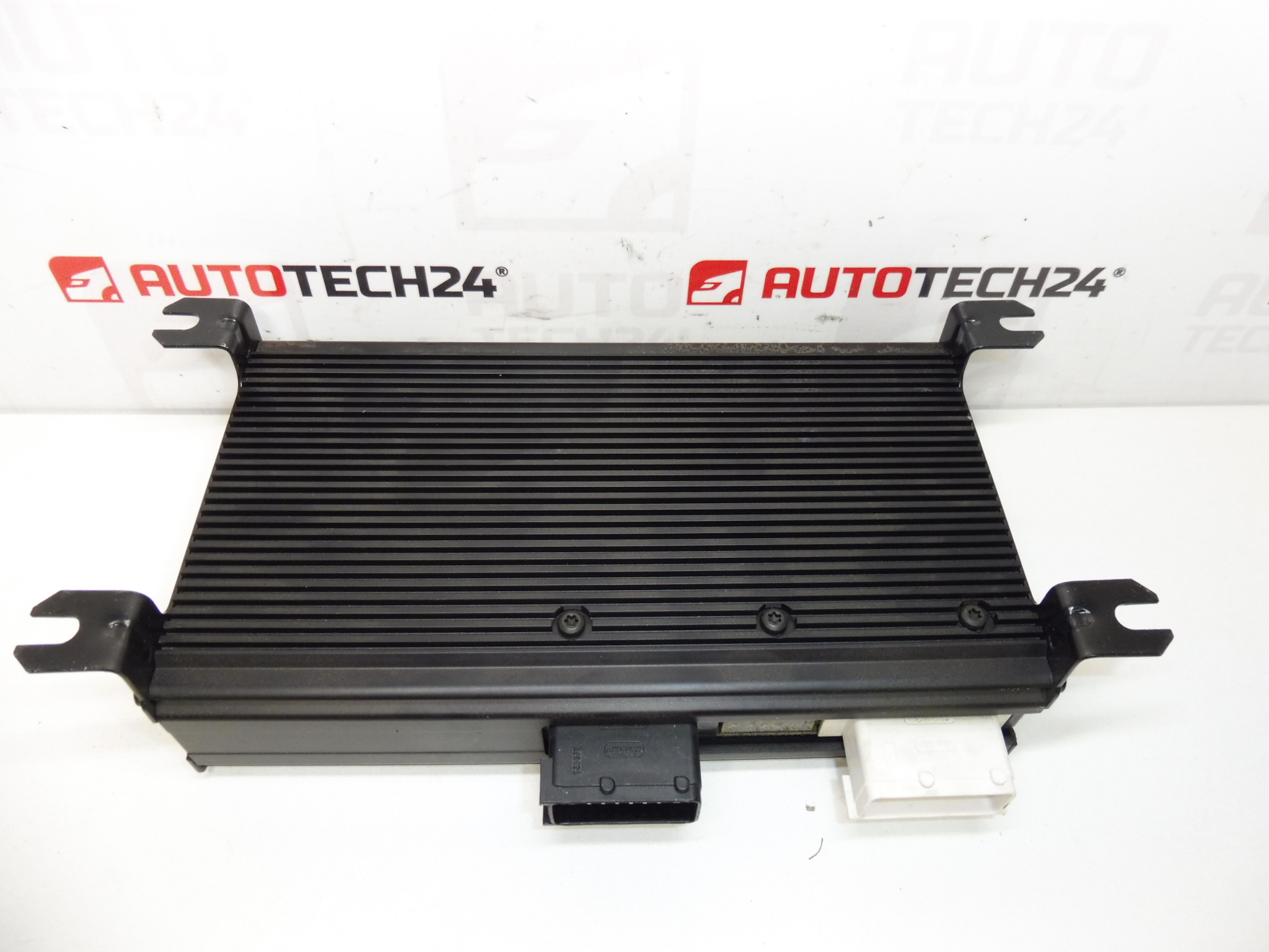 Forstærker JBL Citroën Peugeot 9651623780