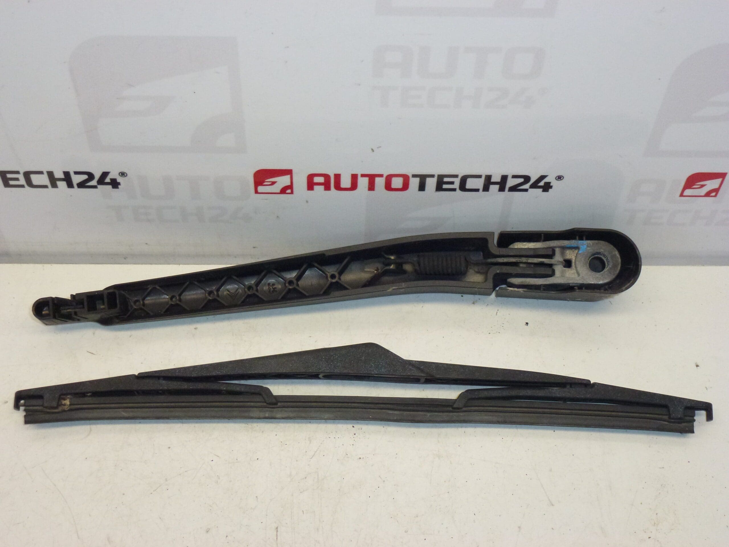 Viskerarm bag Citroën C4 6429X8