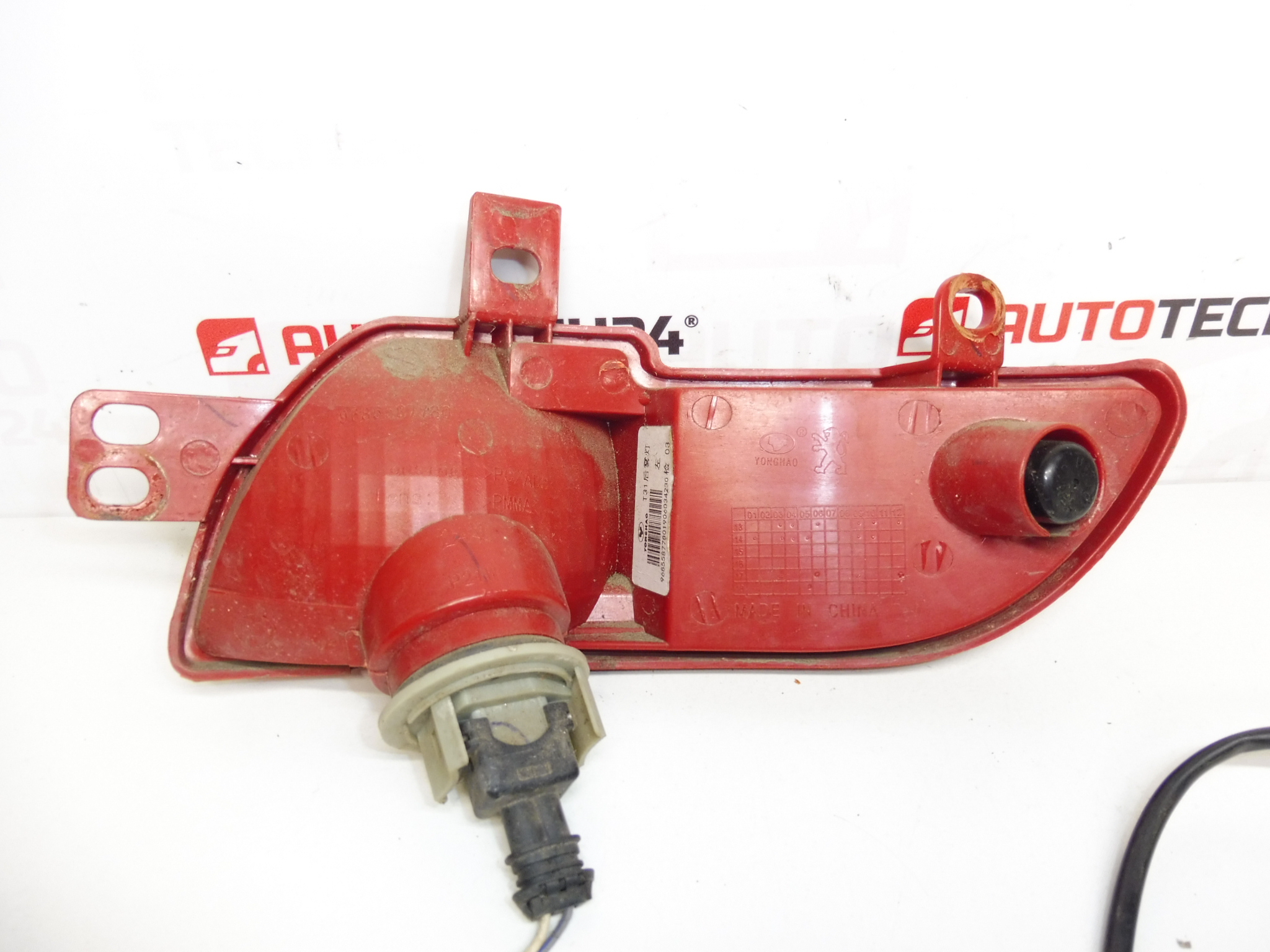Venstre tågebaglygte Peugeot 206+ 9685587780 6350HA