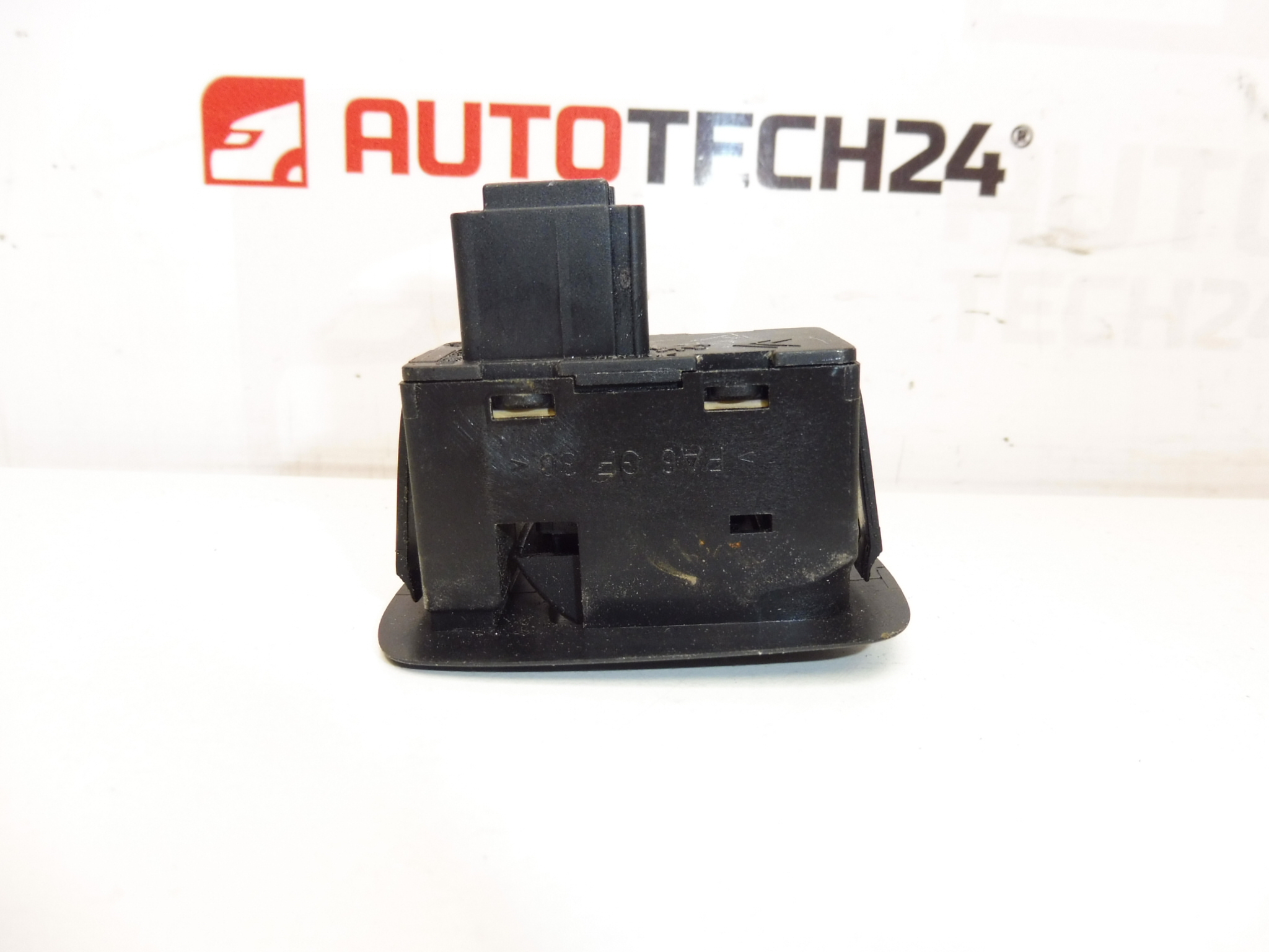 Citroën Peugeot 96512625XT 6554AL Vinduesstyring