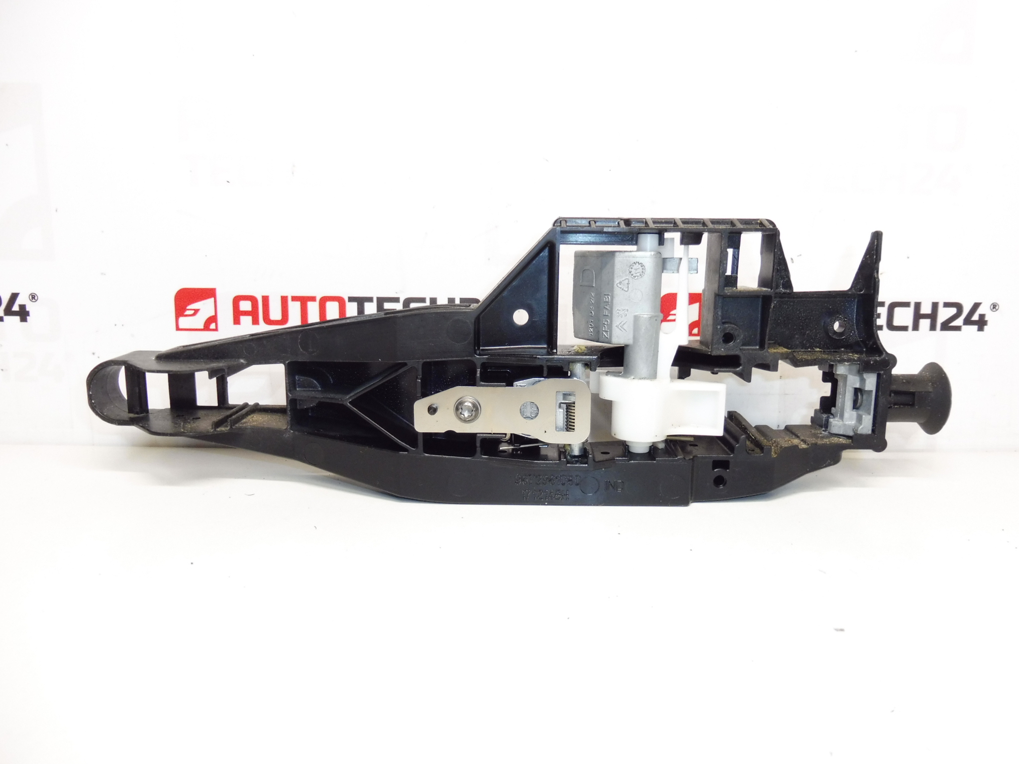 Citroën C3 Picasso højre bagdørshåndtagsmontering 9109E7