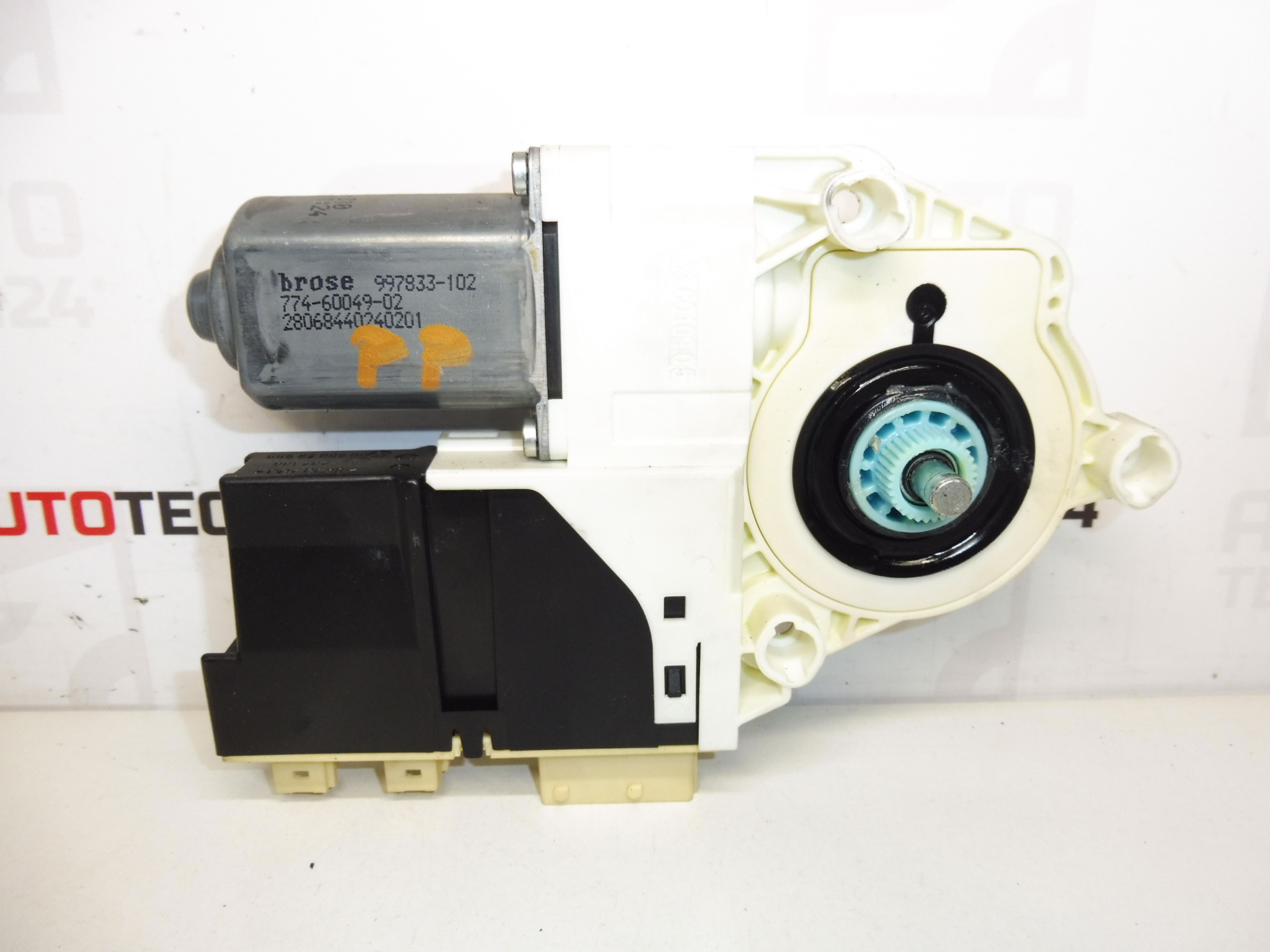 Højre forrude optræksmotor Citroën Peugeot 1400794680 9222AF