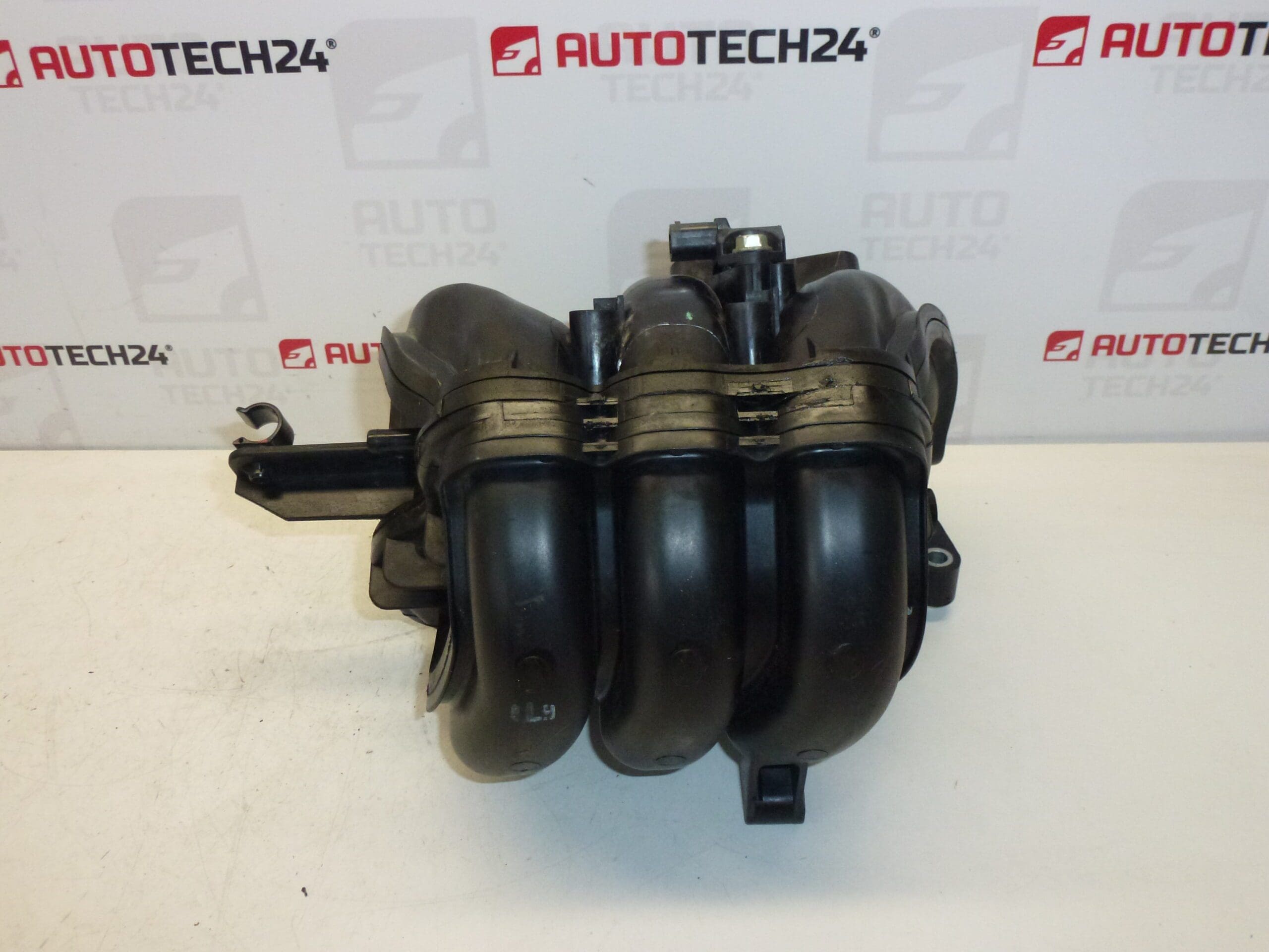 Luftindtag 1.0 1KR Citroën Peugeot 0361Q8 1606496980