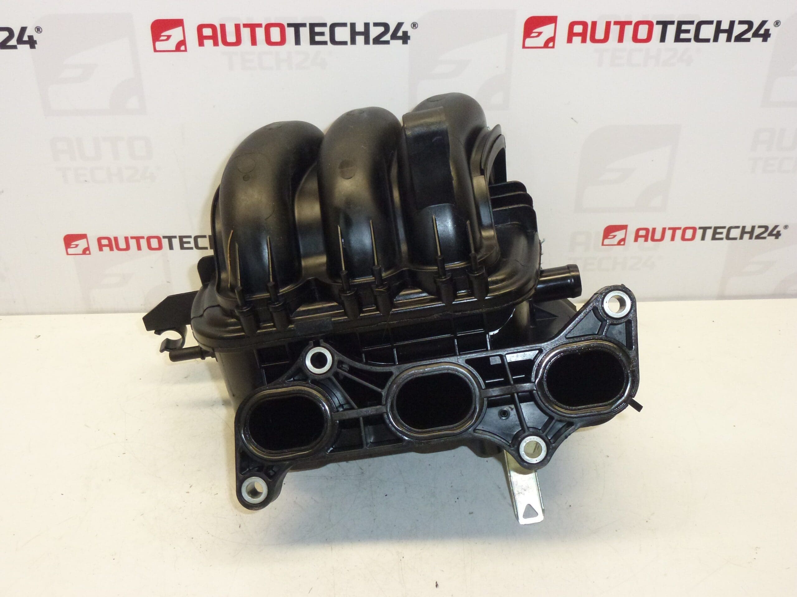 Luftindtag 1.0 1KR Citroën Peugeot 0361Q8 1606496980