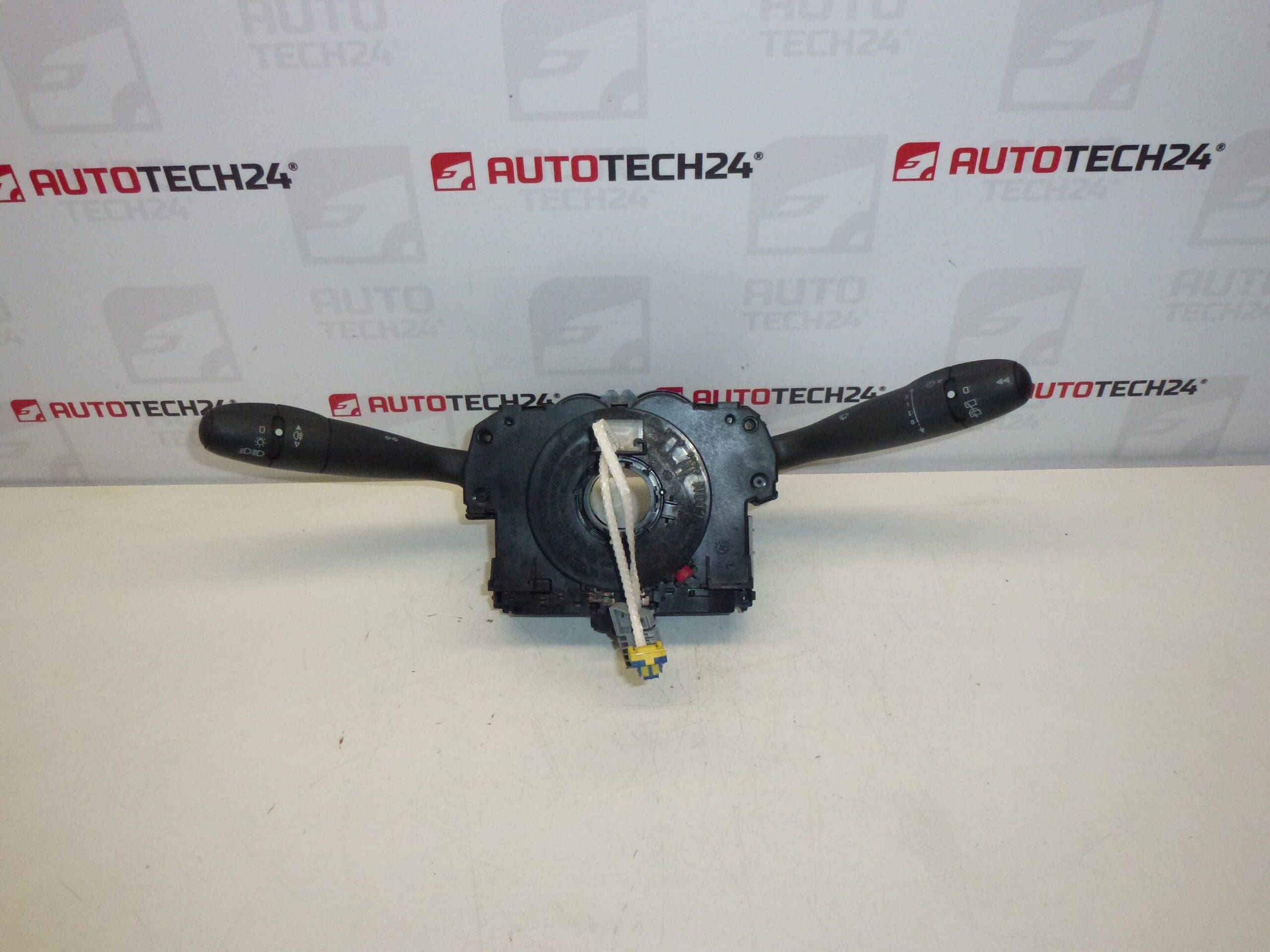 Citroën Peugeot 96660124XT 6242VW Håndtag