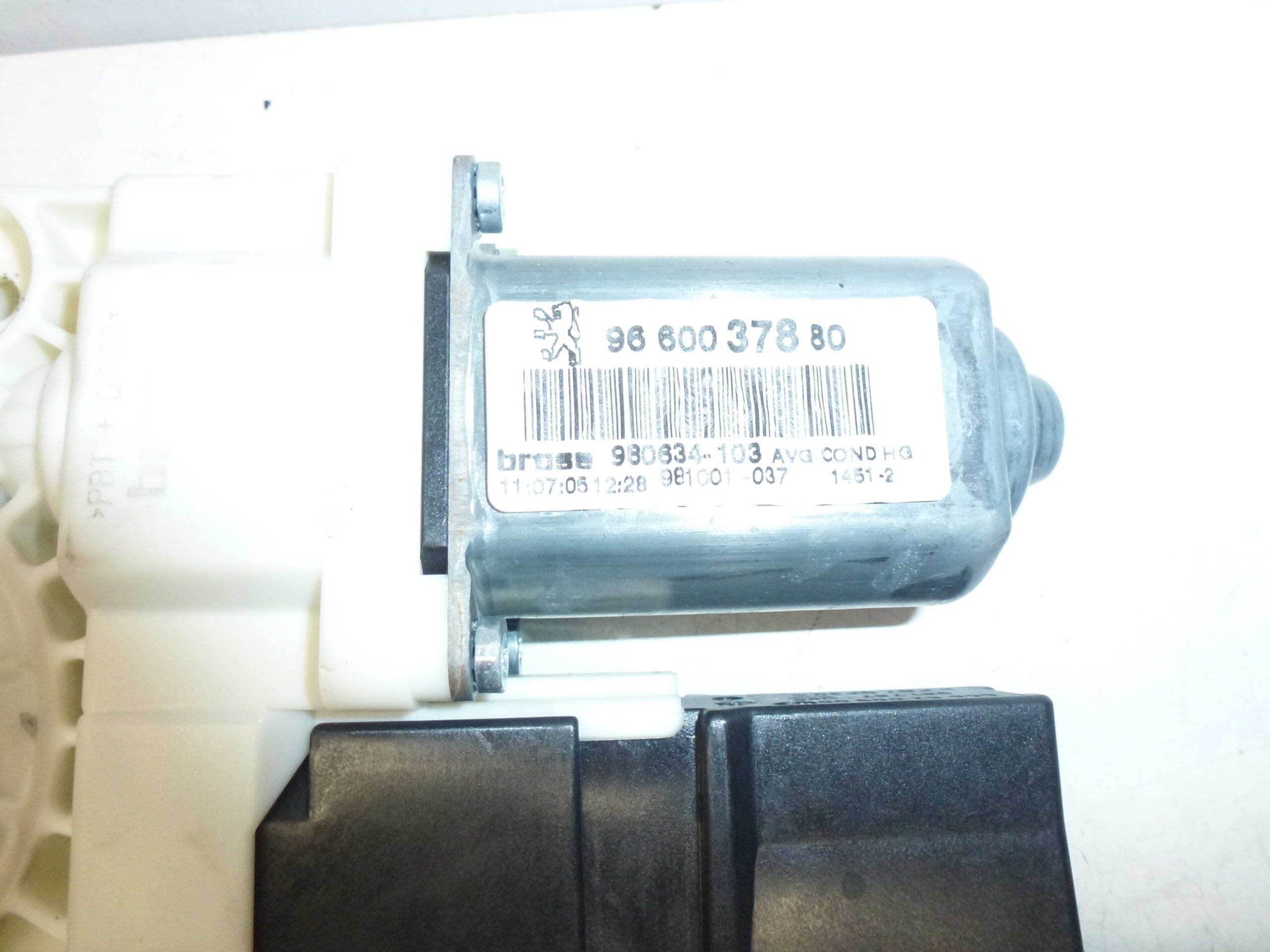 Peugeot 307 CC venstre vinduesmotor 9660037880 9221CN