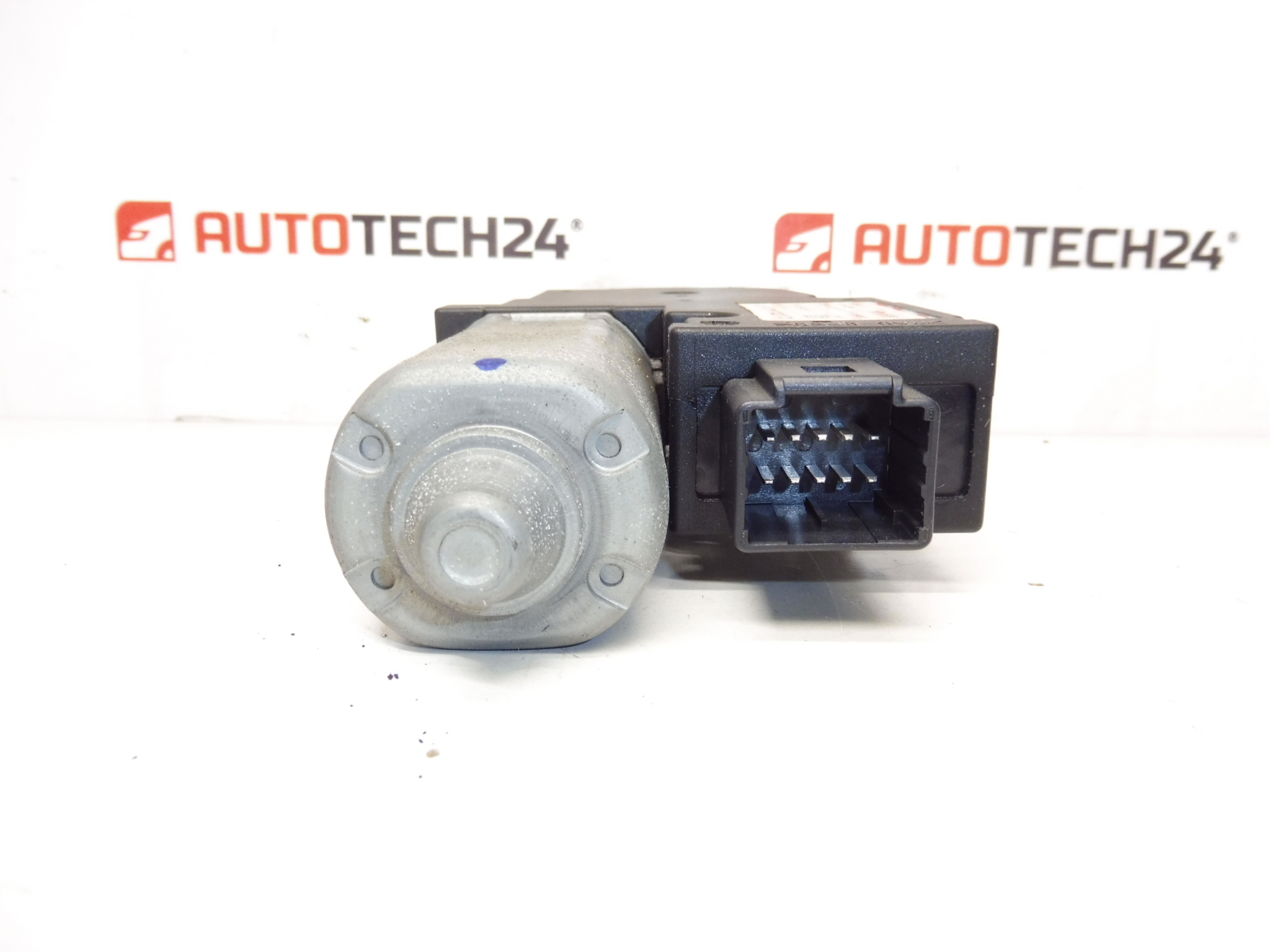 Citroën Peugeot 8401YN elmotor