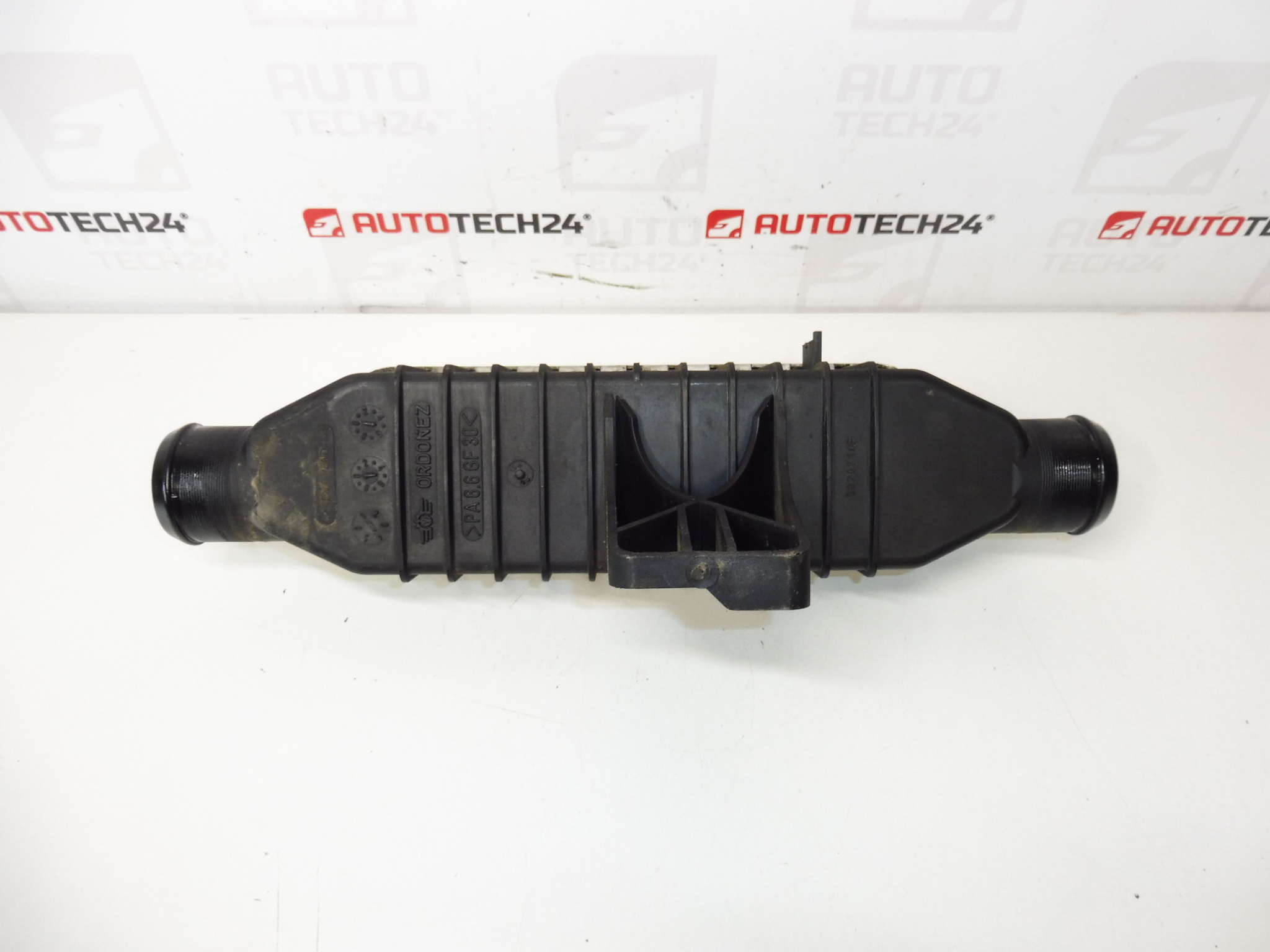 Veksler luftkølevæske Citroën Peugeot 2.0 2.2 HDI 0384H0