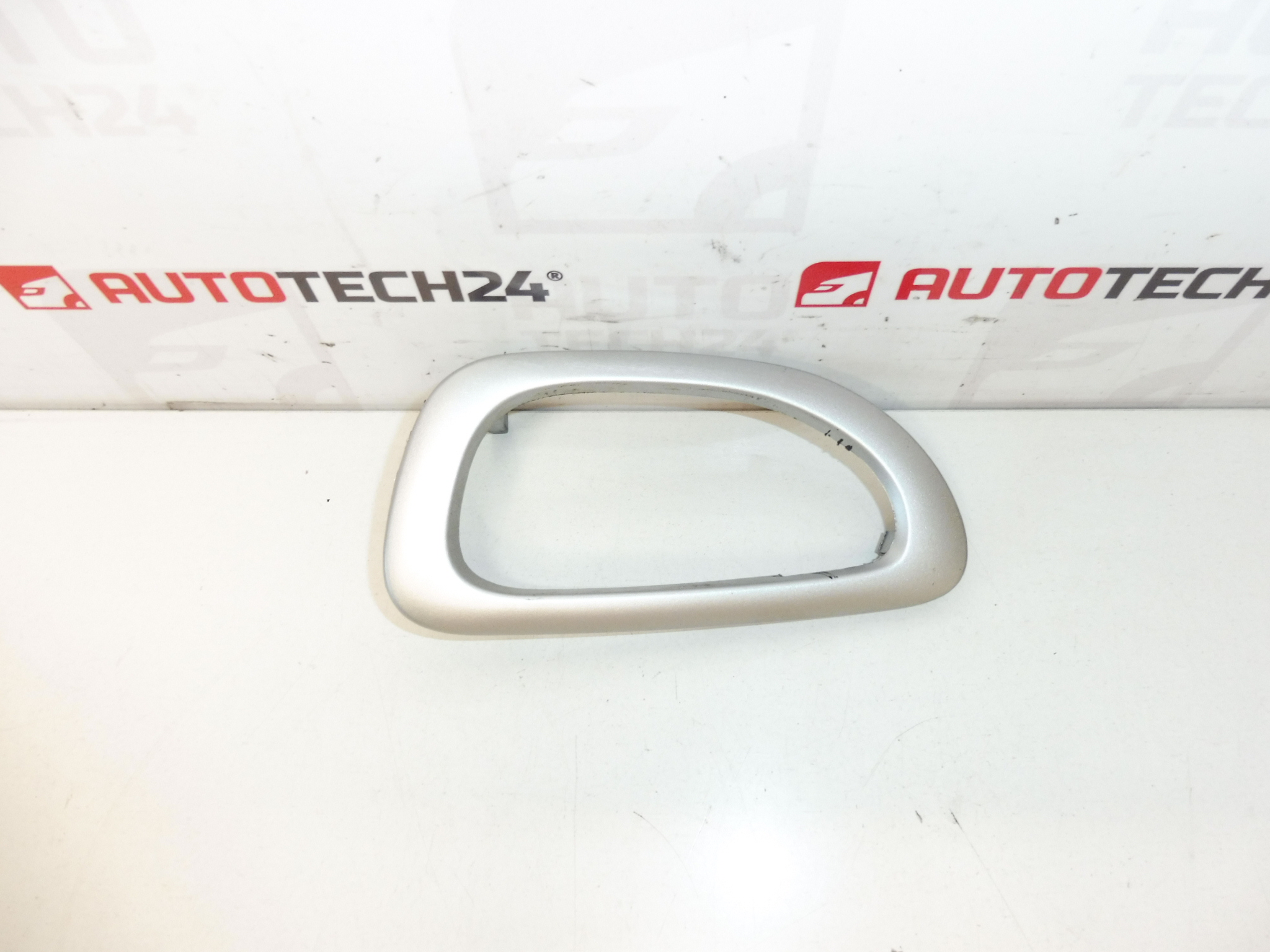 Peugeot 307 front venstre dør indvendigt håndtagsdæksel 9634769877 9119K1