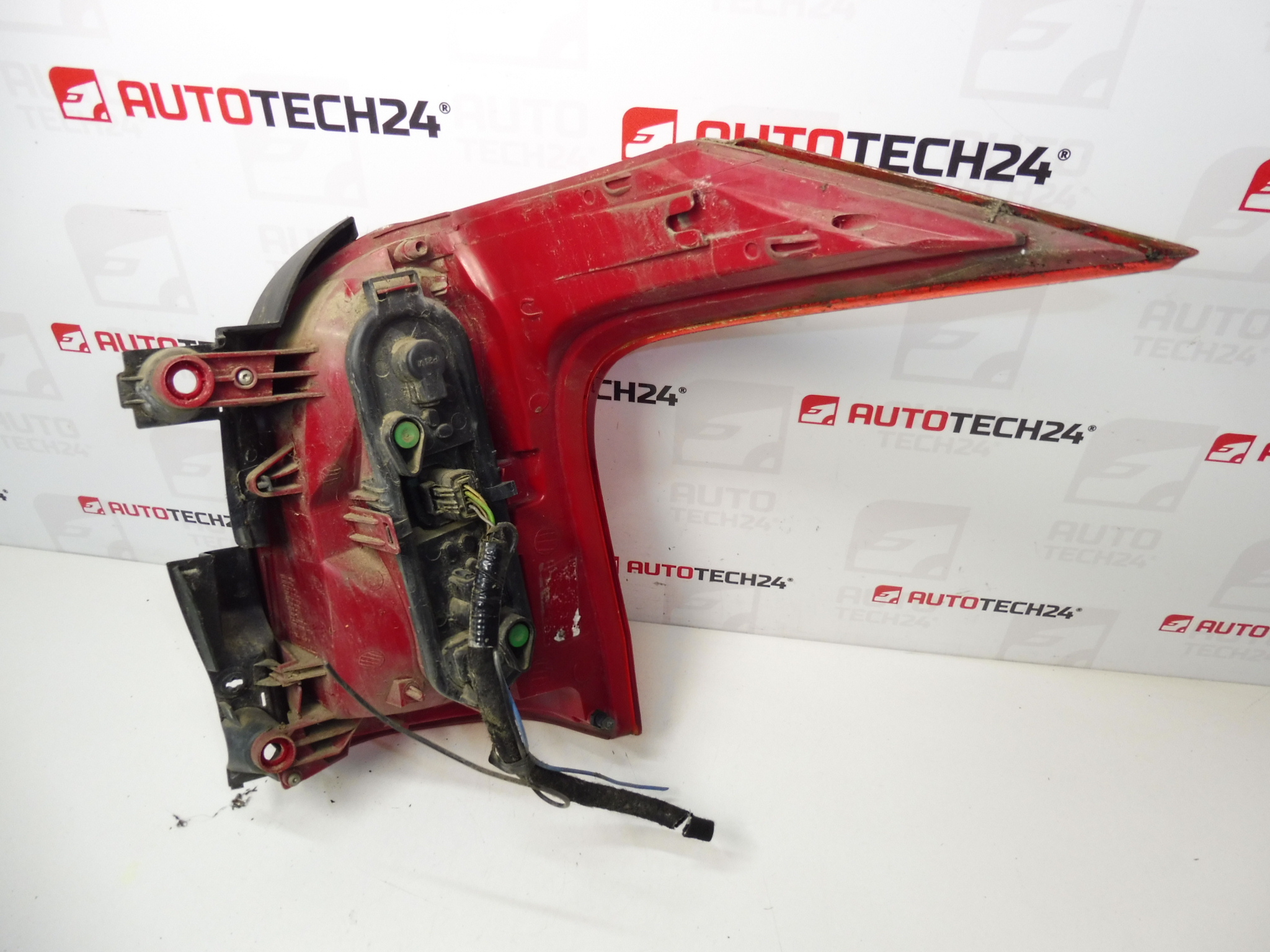 Venstre baglygte Peugeot 5008 I 9672666580 6350KH 6350HX