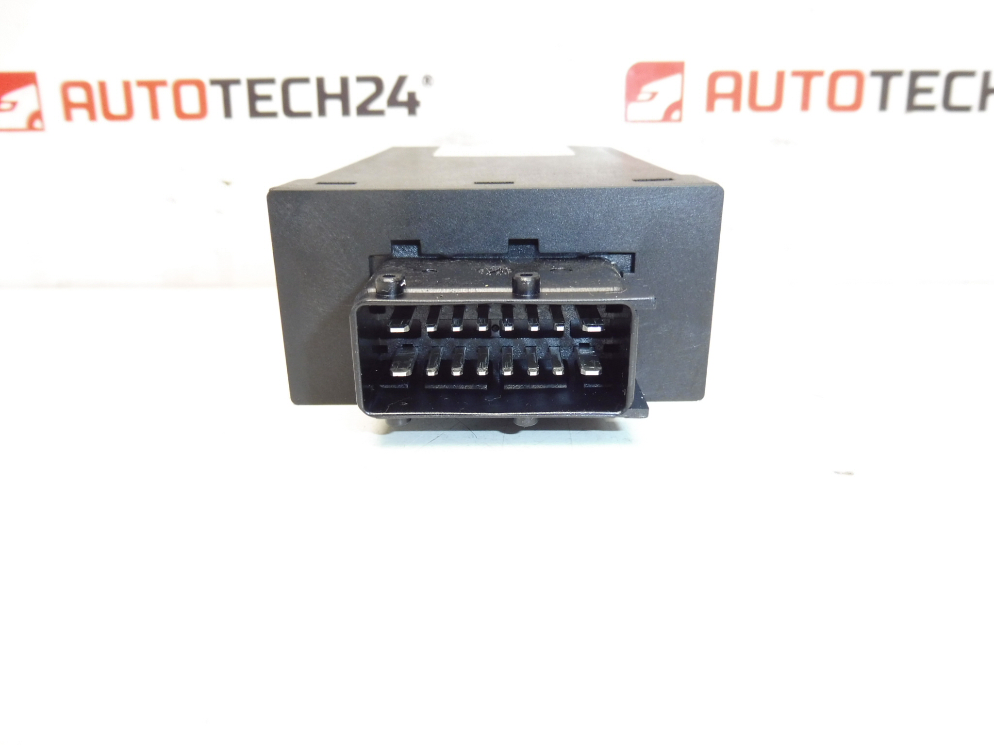 Citroën Peugeot skydedør ECU 1400047280 657047