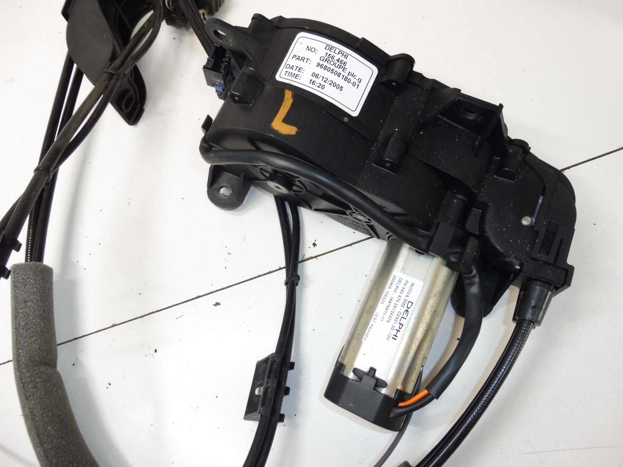 Peugeot 1007 førerens elektriske drev 9680508180 9137C1 9137A9