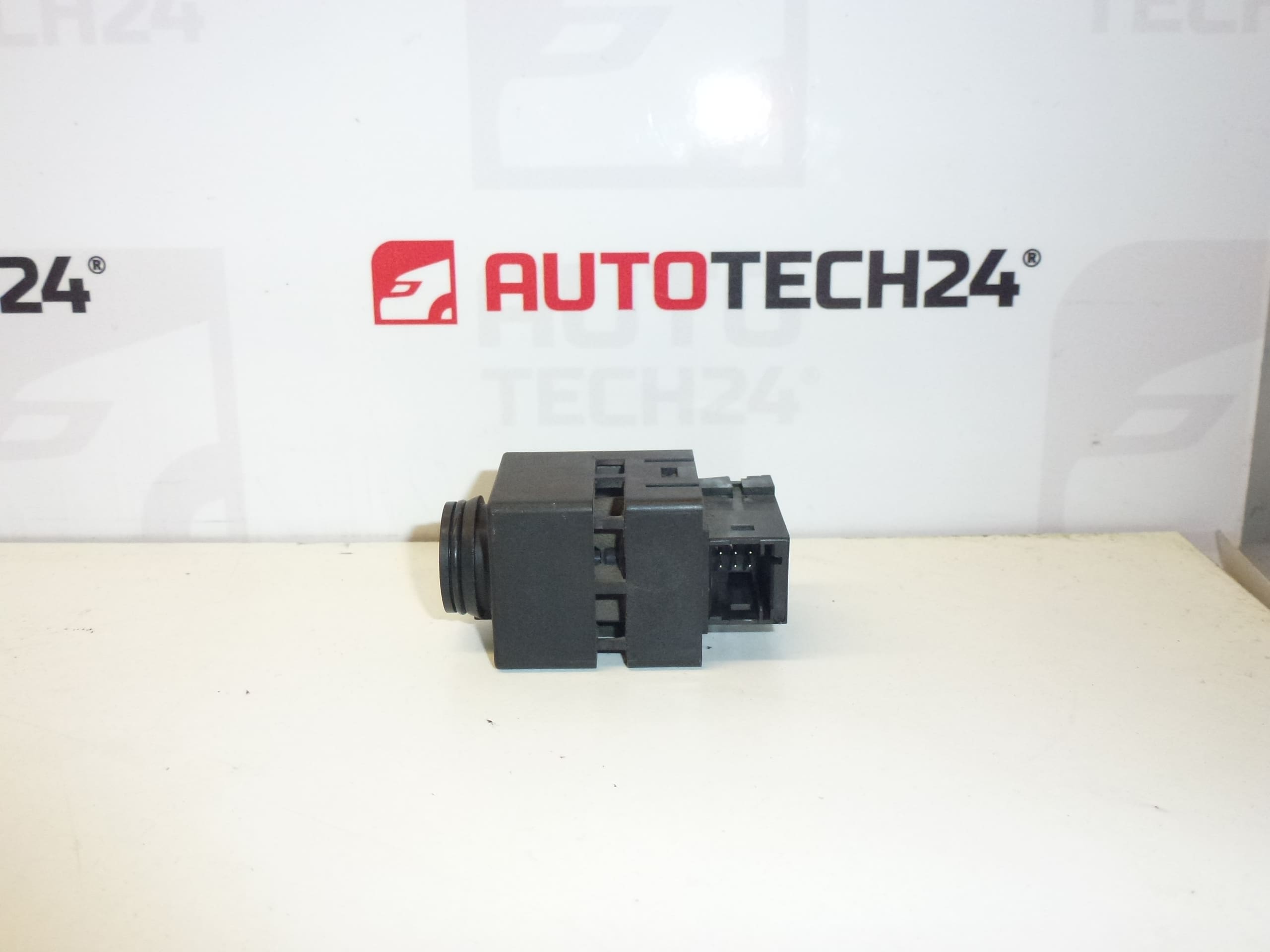 Temperatur- og fugtighedssensor Citroën Peugeot 9646573380 6445VC