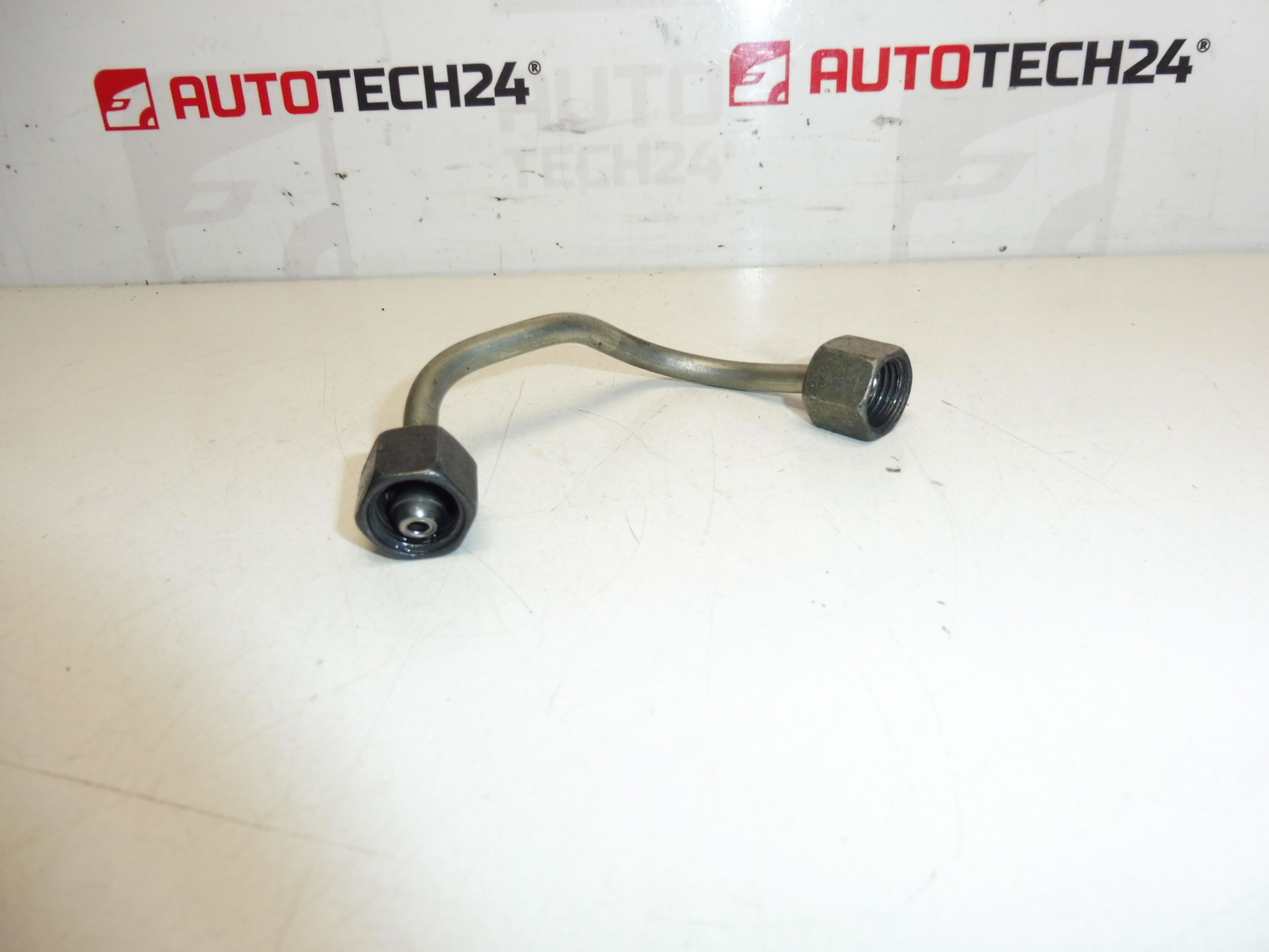 Forsyningsrør 3. injektor Citroën Peugeot 9811737680