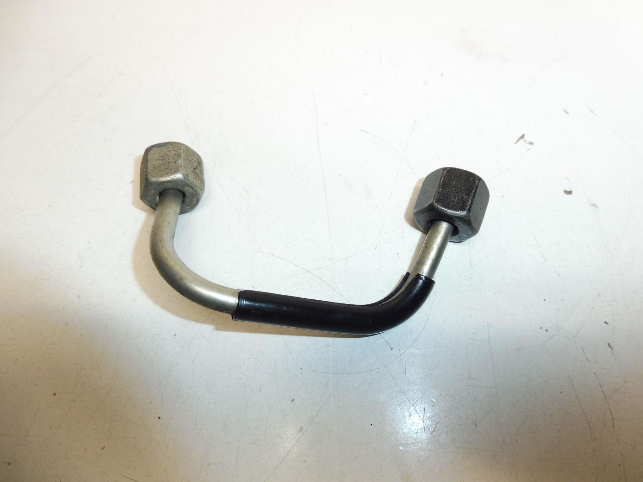 Forsyningsrør 4. injektor Citroën Peugeot 9825615580