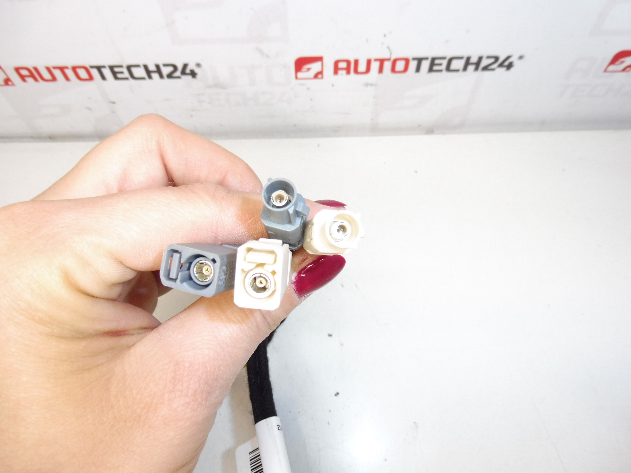 Antenne ledningsnet Citroën C4 II B7 og DS4 9675654480 6587C8