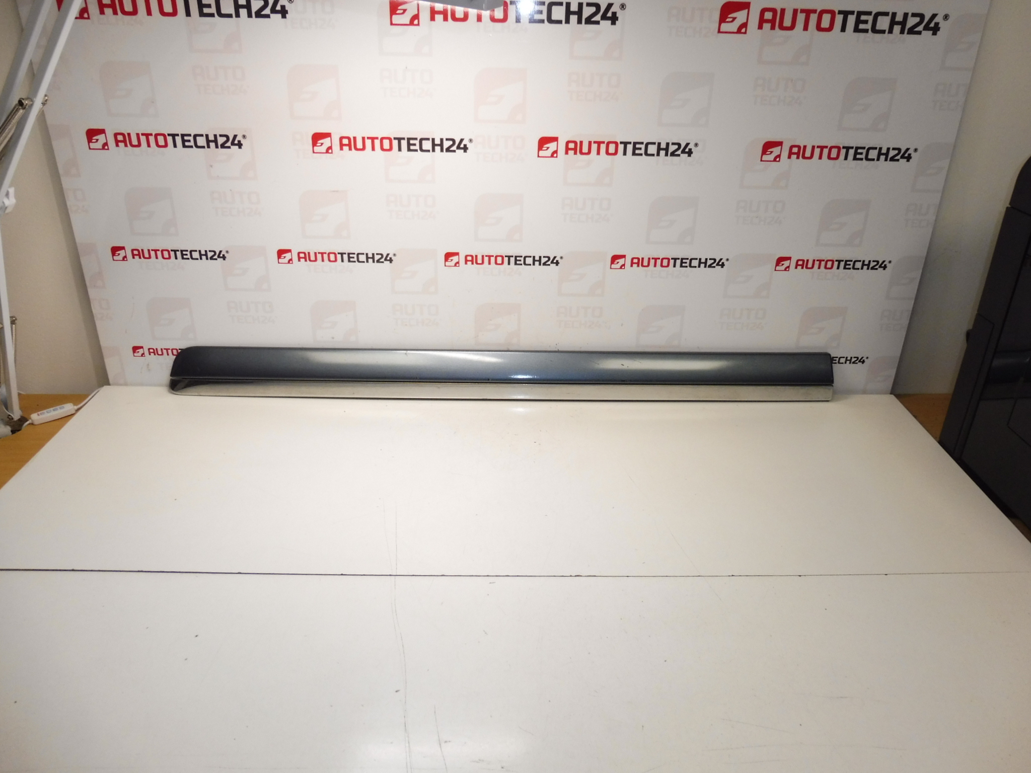 Højre fordørsliste Citroen C8 Peugeot 807 EZW 1401028477 8545GJ