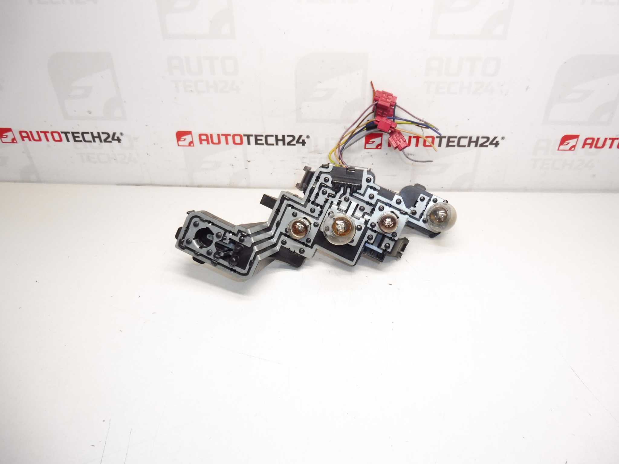 Venstre baglampe Peugeot 307 II 6350x0