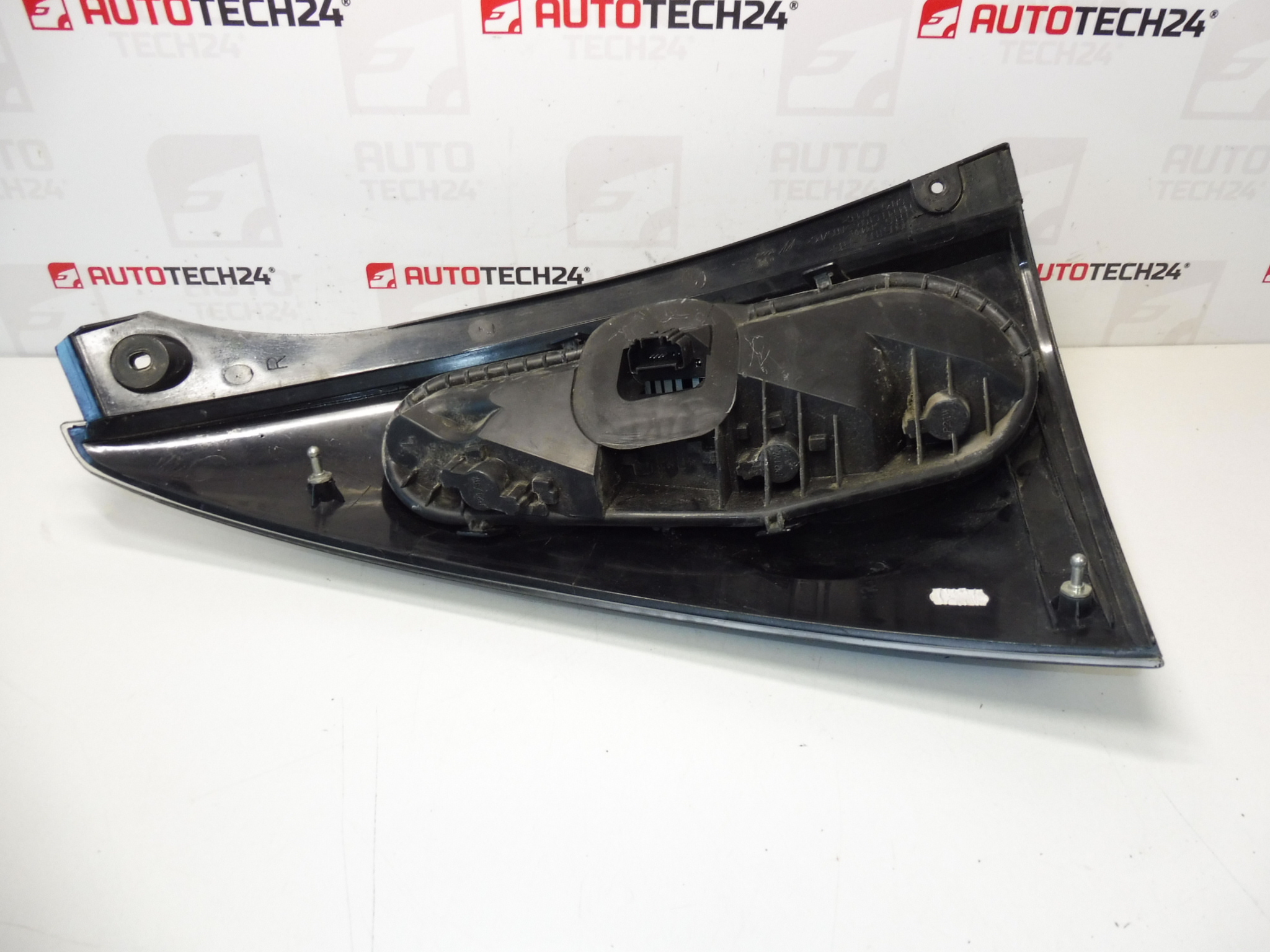 Højre baglygte Citroën C1 81550-0H060 6351x8