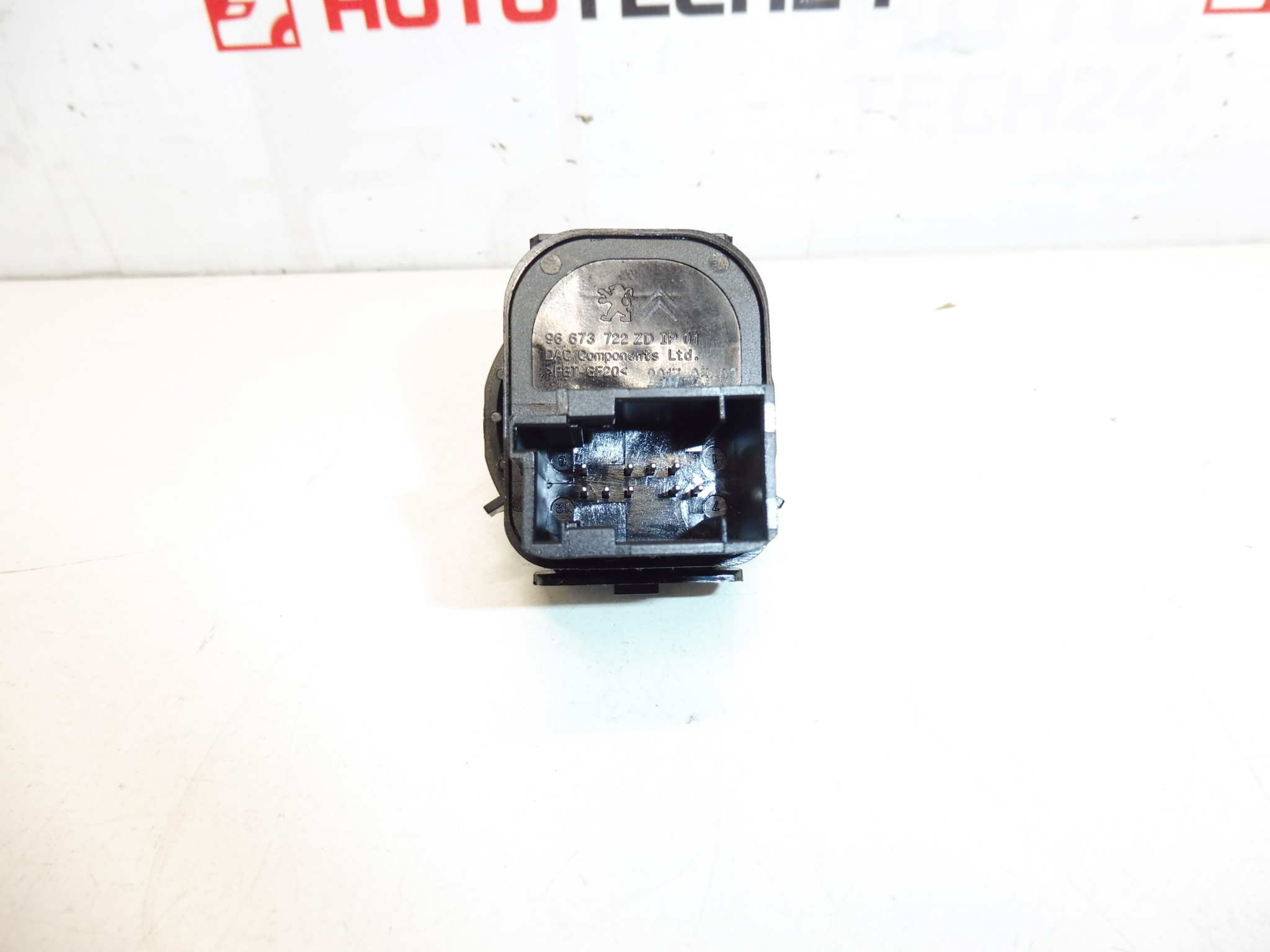 Citroën Peugeot 96673722d