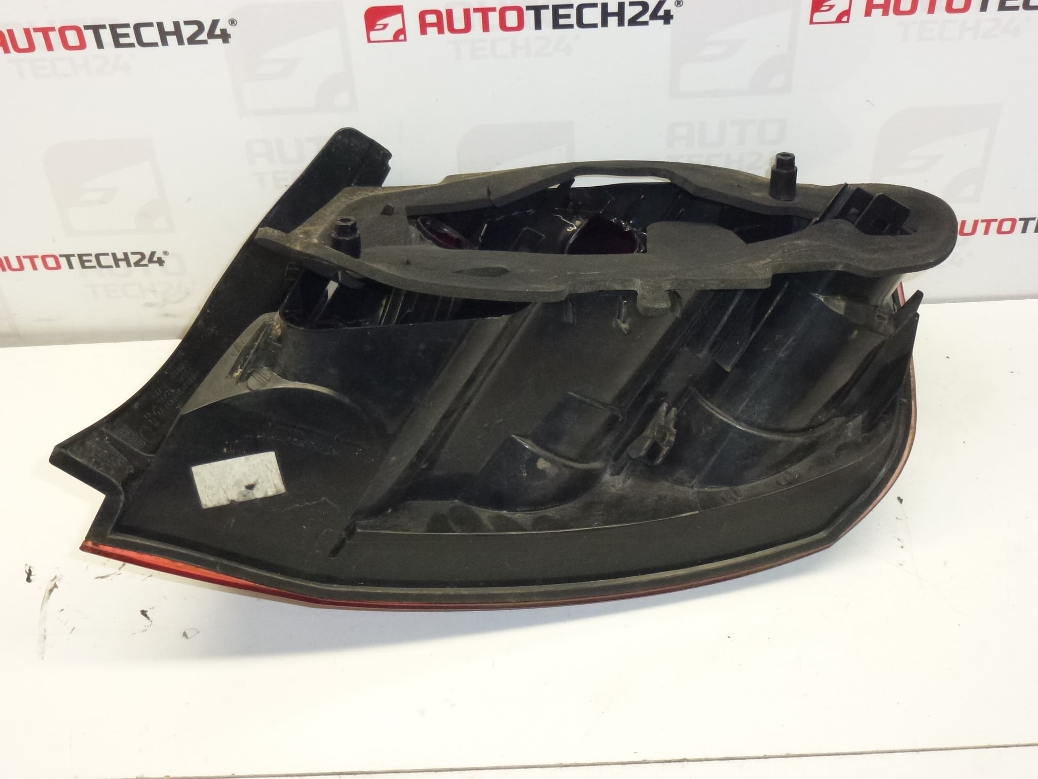 Venstre baglygte Peugeot 407 sedan 6350GC