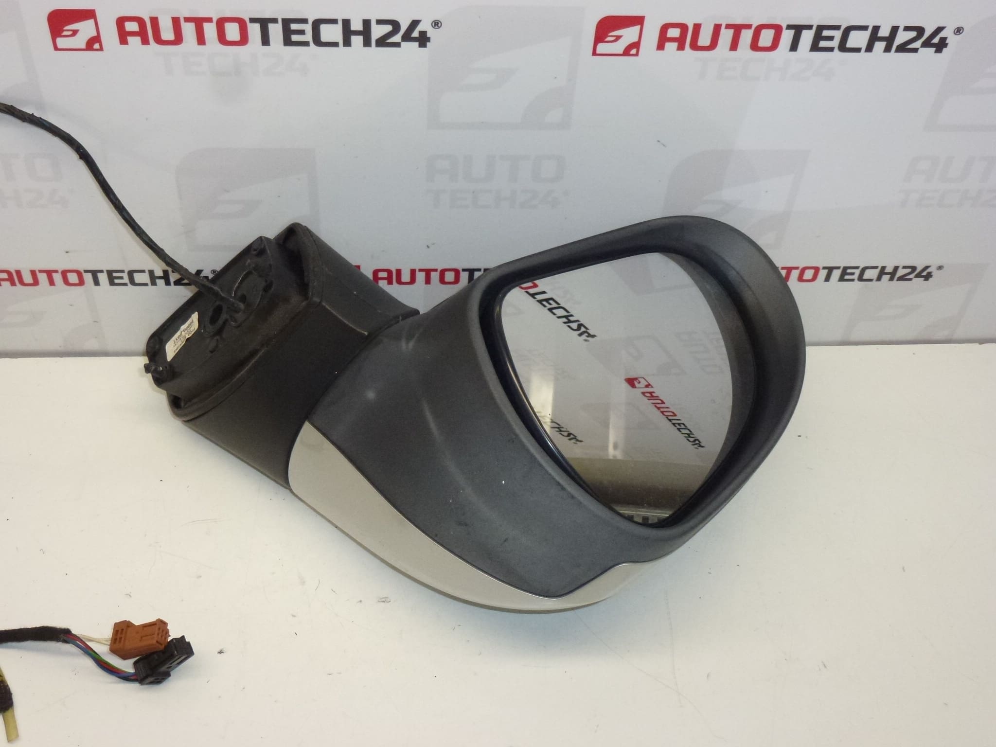 Venstre spejl Peugeot 207 EZRC 96806498XT 8149ZG