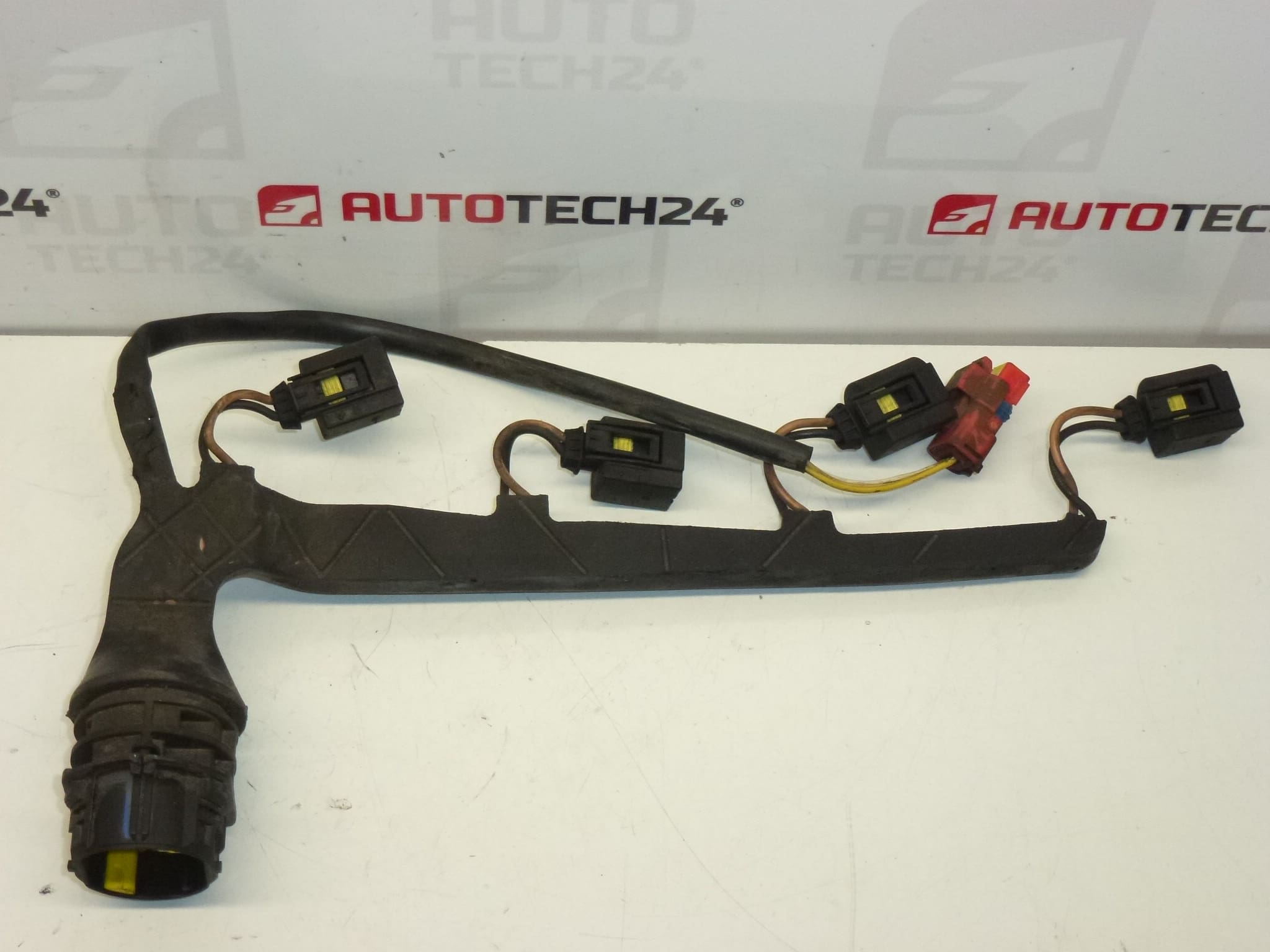 Injektor sele Citroën Peugeot 1.4HDI 9645343780 6558V2