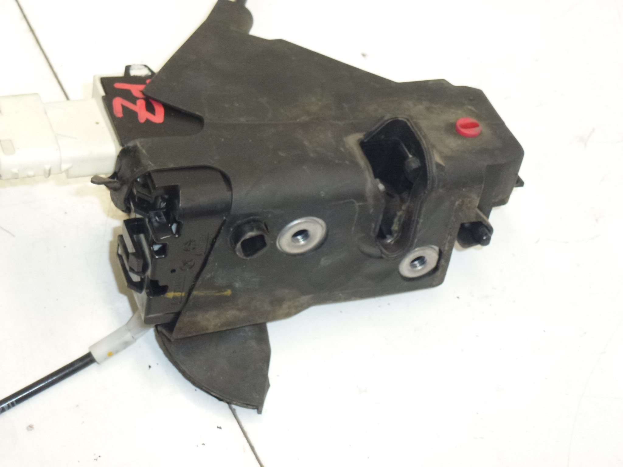 Højre bagdørslås Peugeot 407 9686691880 9138V0