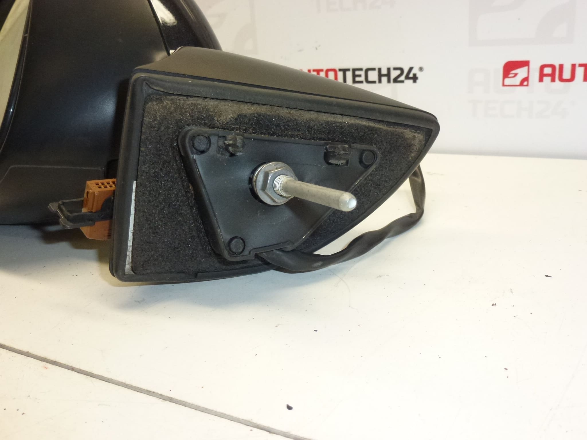 Bakspejl venstre EYPC Peugeot 407 8153ZA