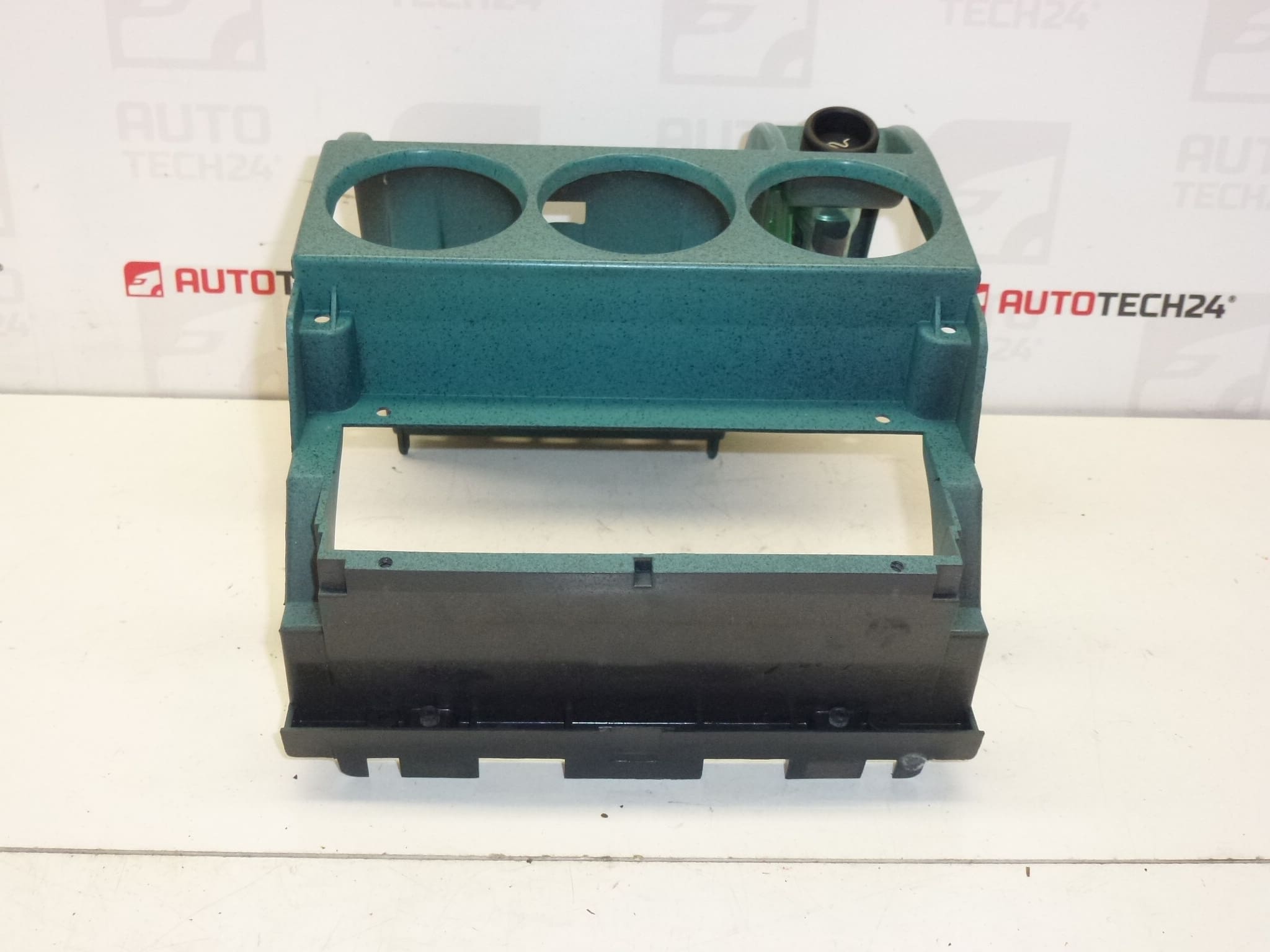 Dashboardpanel Citroën Berlingo I og Peugeot Partner I 9602991677 8203LA