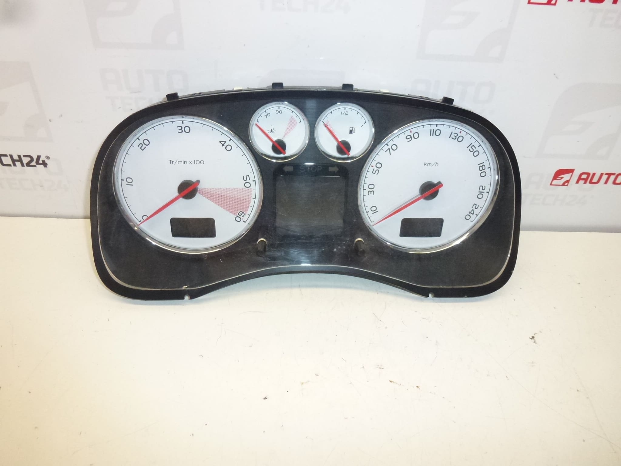 Speedometer Peugeot 307 II kilometertal 239000 km 9655925880