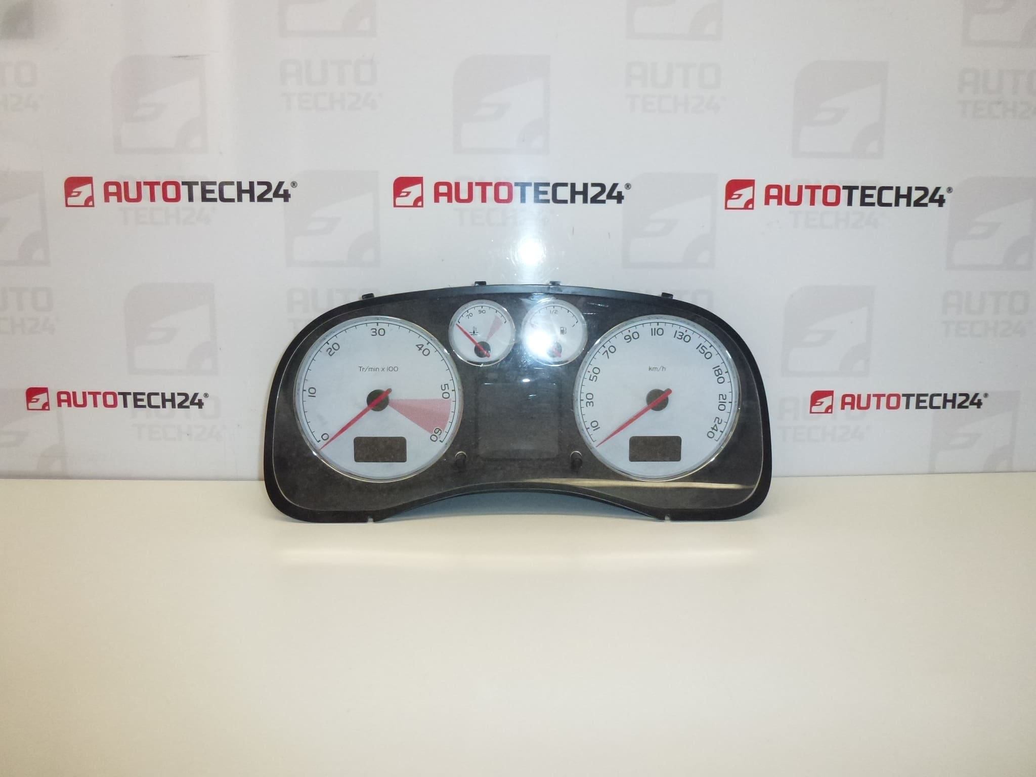 Speedometer Peugeot 307 II kilometertal 186000 km 9655925880 6106R8 6103K5
