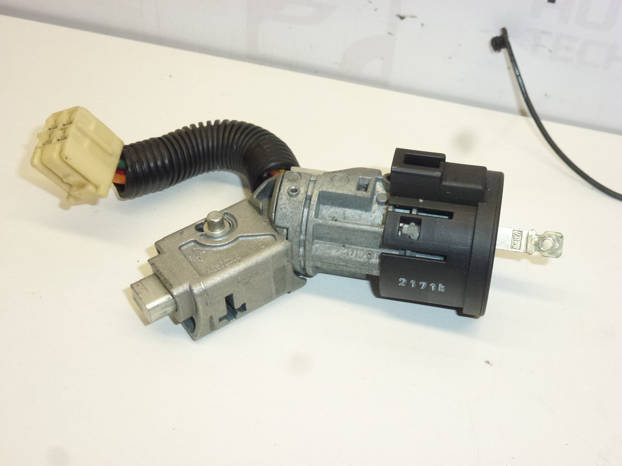 Sæt med låse og en plade Citroën C1 Peugeot 107 4162FH 1608745780